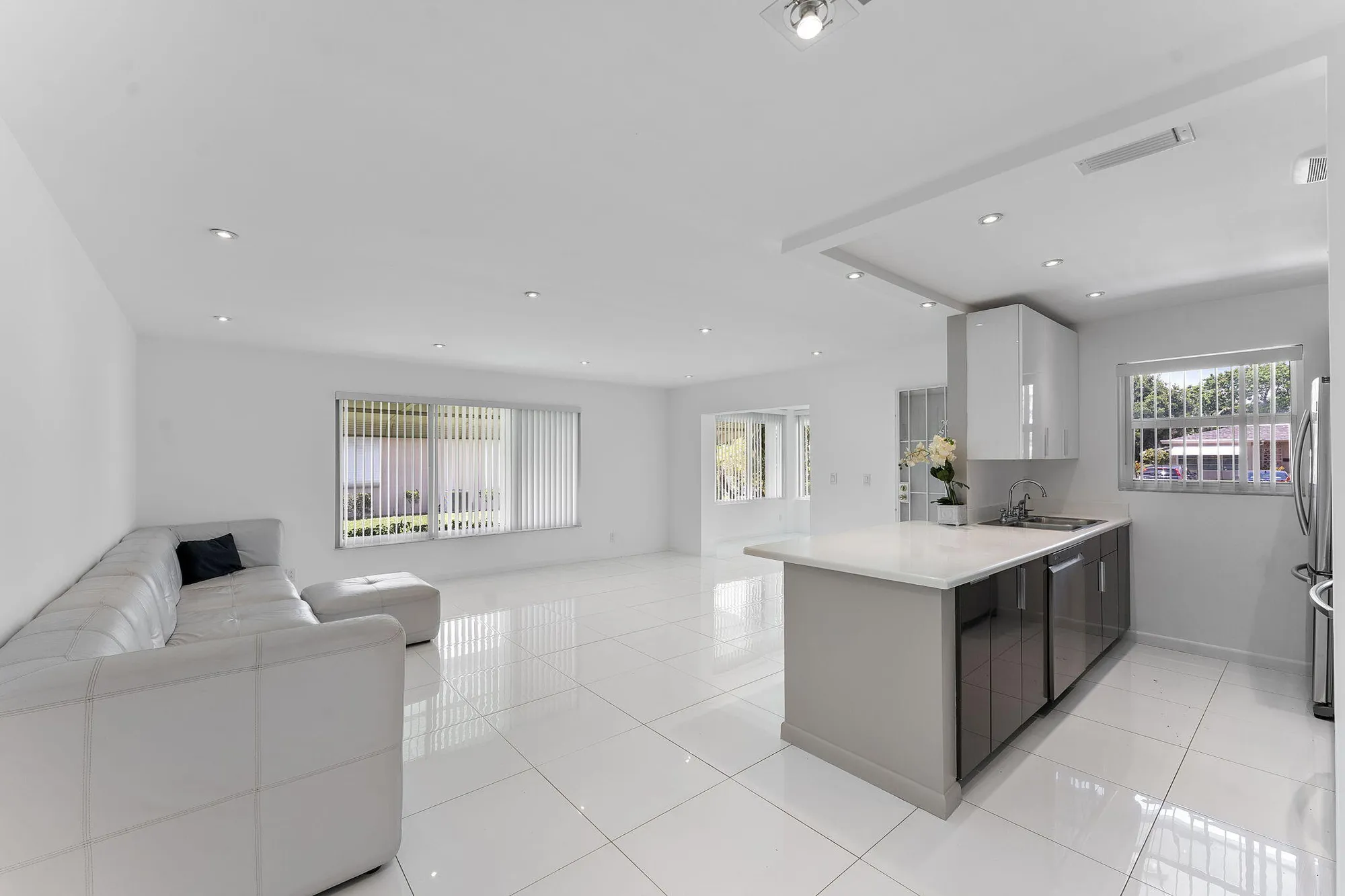 Property Slideshow image 7 of 34 | 1347 ne high point way way d, Delray Beach, FL, 33445