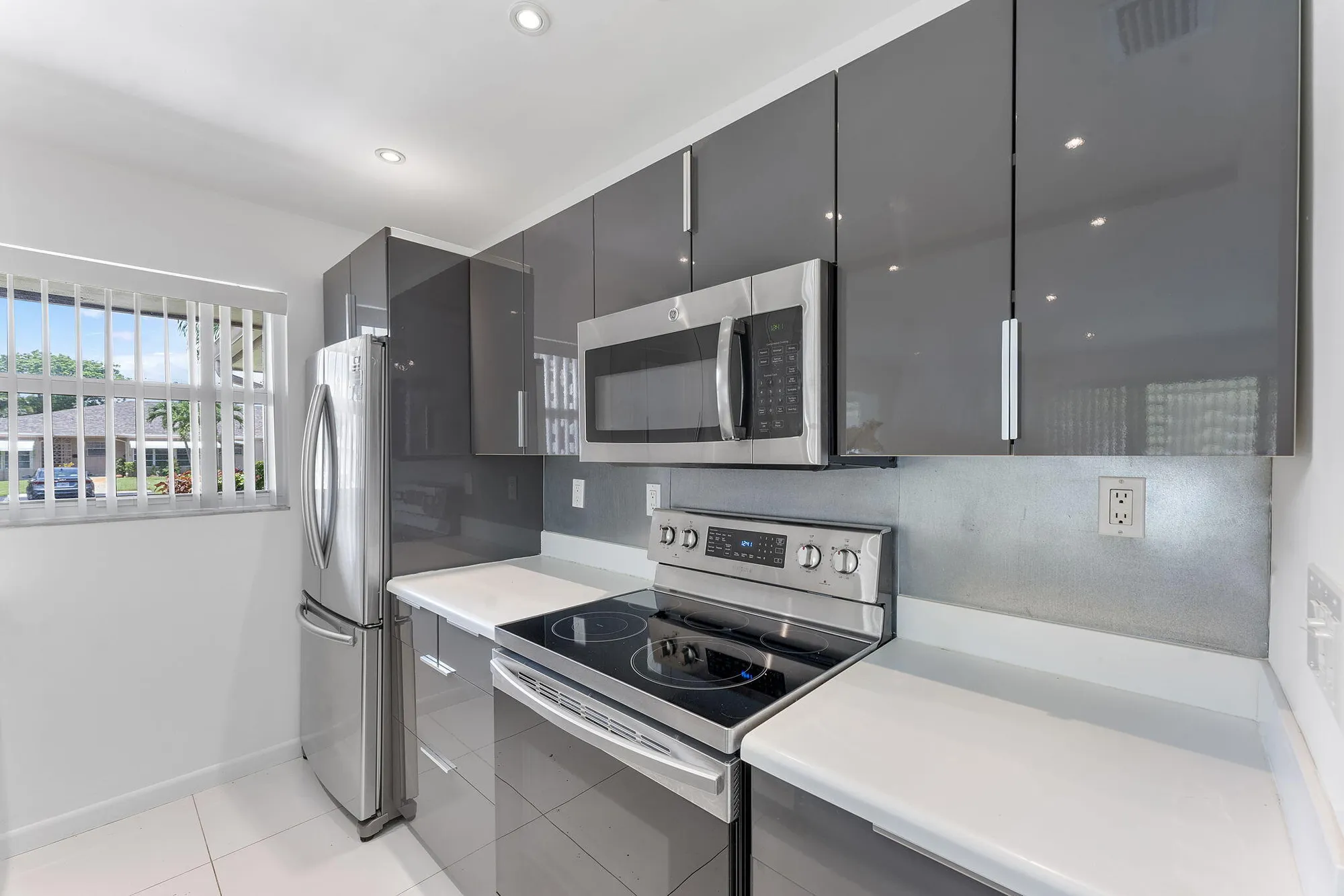 Property Slideshow image 8 of 34 | 1347 ne high point way way d, Delray Beach, FL, 33445