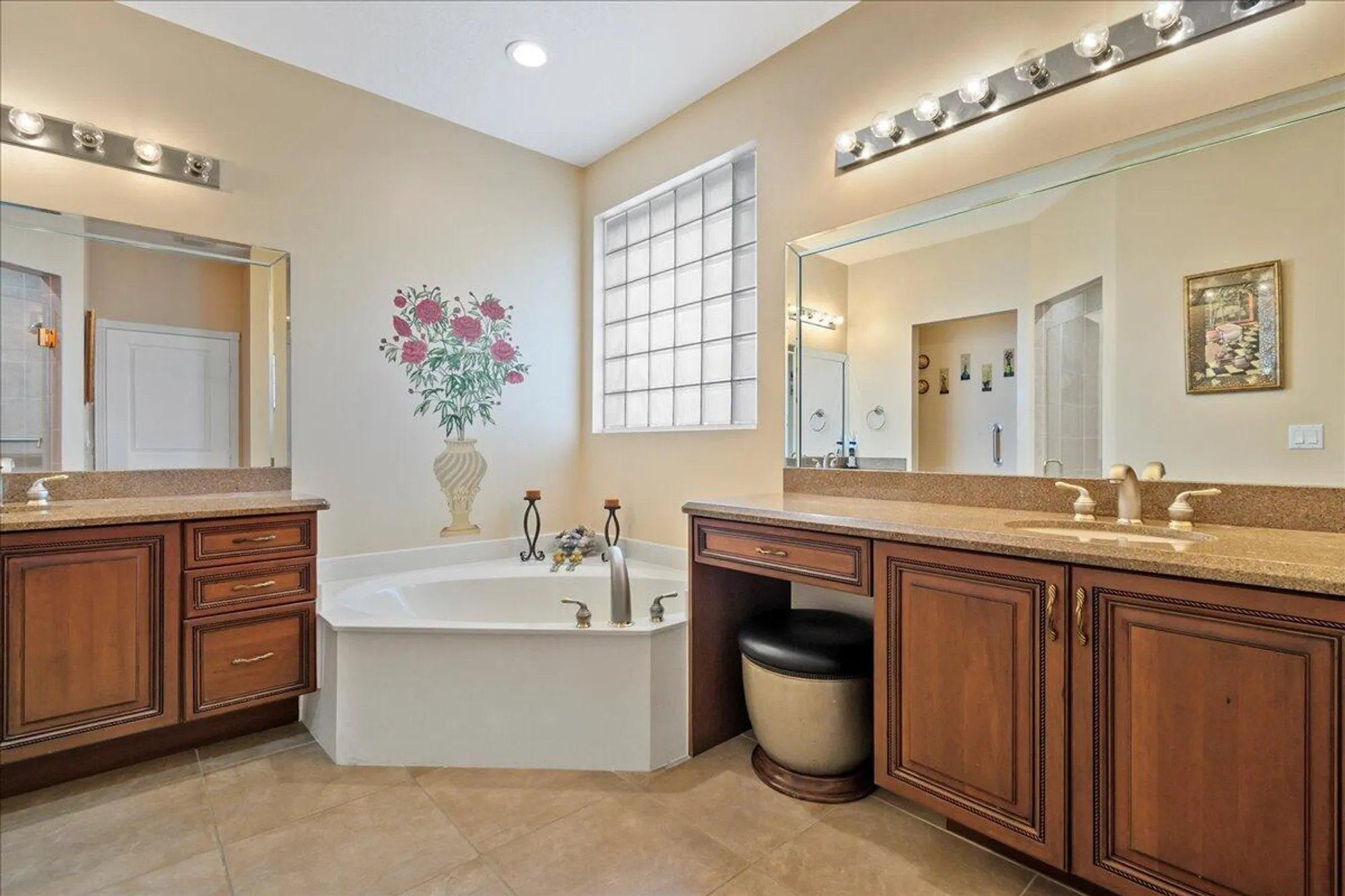Property Slideshow image 11 of 49 | 8839 via avellino, Lake Worth, FL, 33467