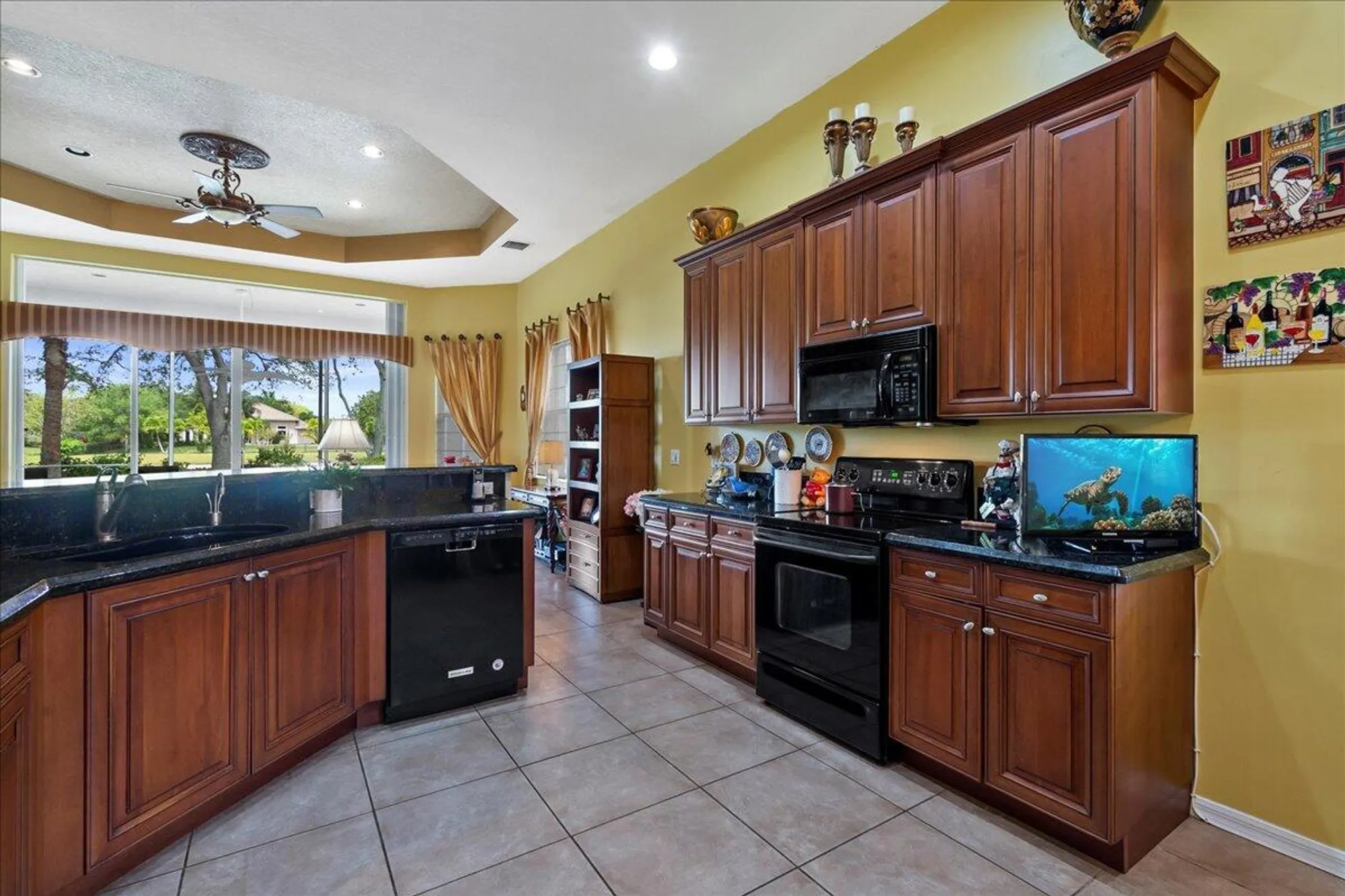 Property Slideshow image 23 of 49 | 8839 via avellino, Lake Worth, FL, 33467
