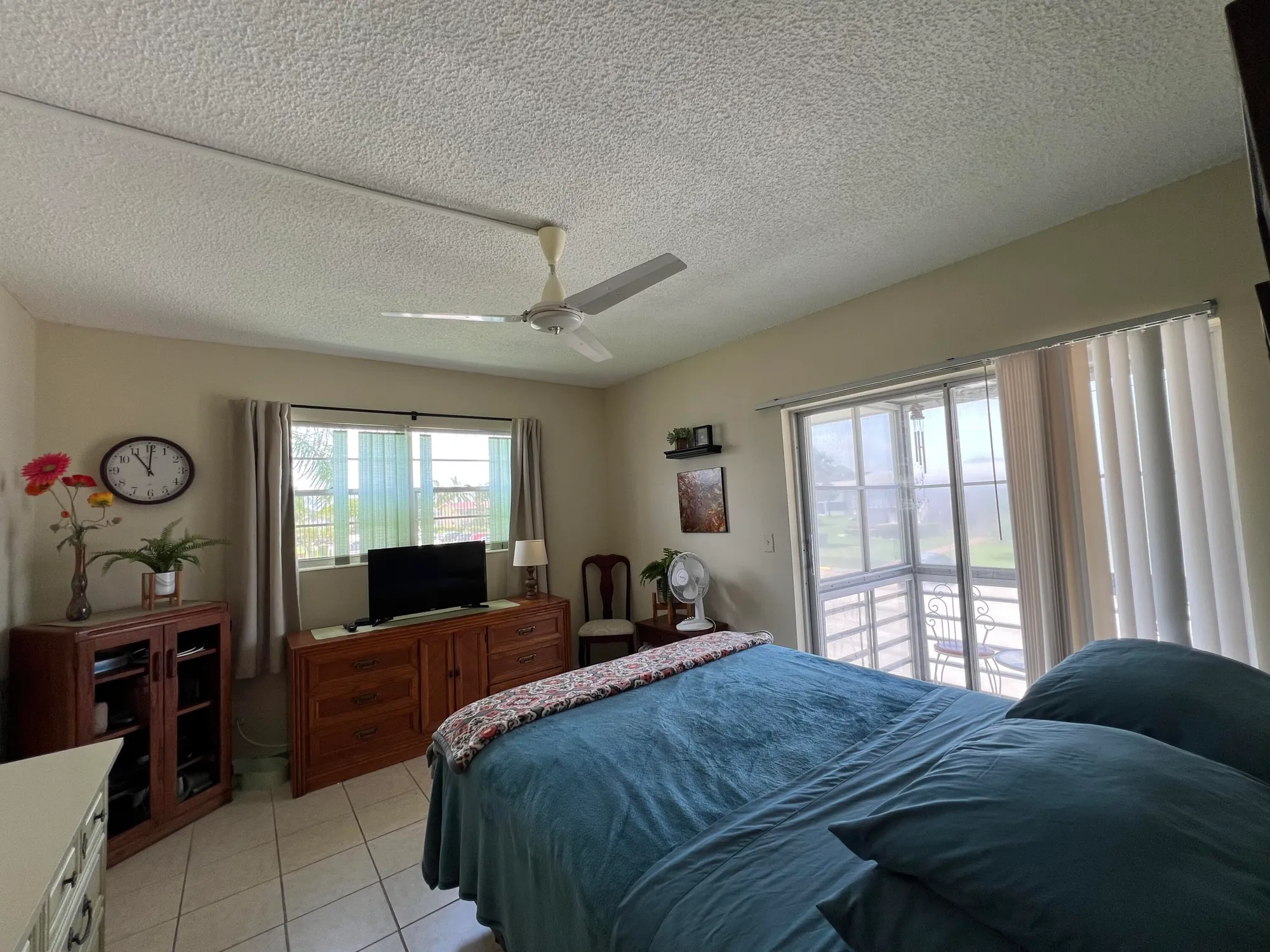 Property Slideshow image 2 of 19 | 113 easthampton e unit e, West Palm Beach, FL, 33417