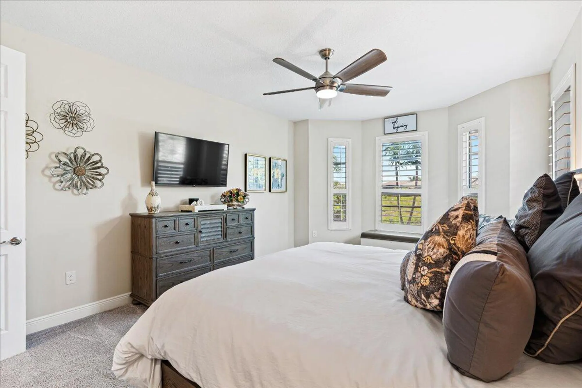 Property Slideshow image 28 of 71 | 10354 sw ligustrum dr, Port Saint Lucie, FL, 34987