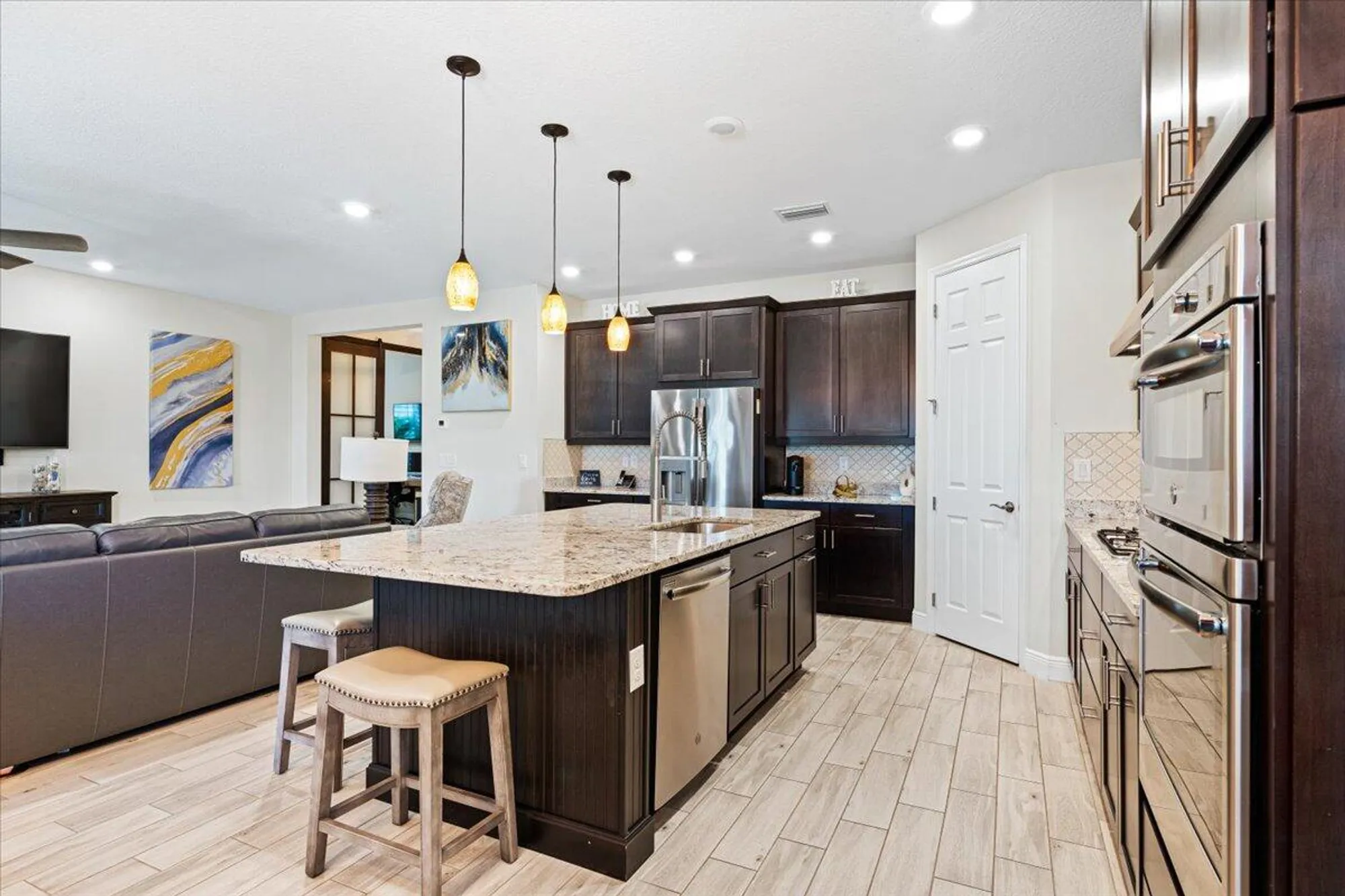 Property Slideshow image 18 of 71 | 10354 sw ligustrum dr, Port Saint Lucie, FL, 34987