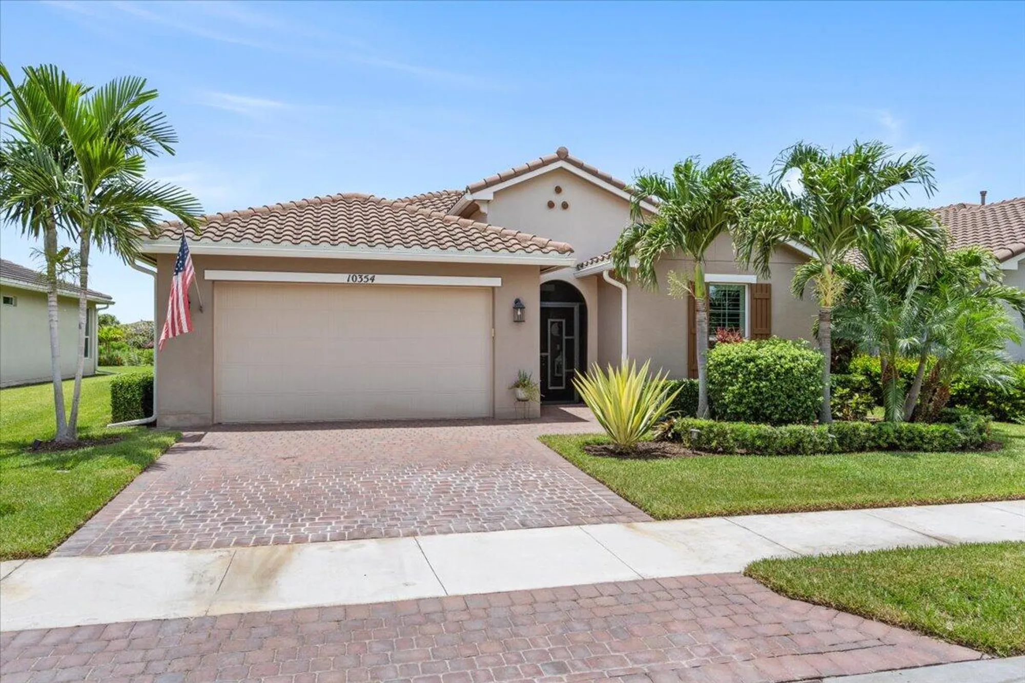 Property Slideshow image 4 of 71 | 10354 sw ligustrum dr, Port Saint Lucie, FL, 34987