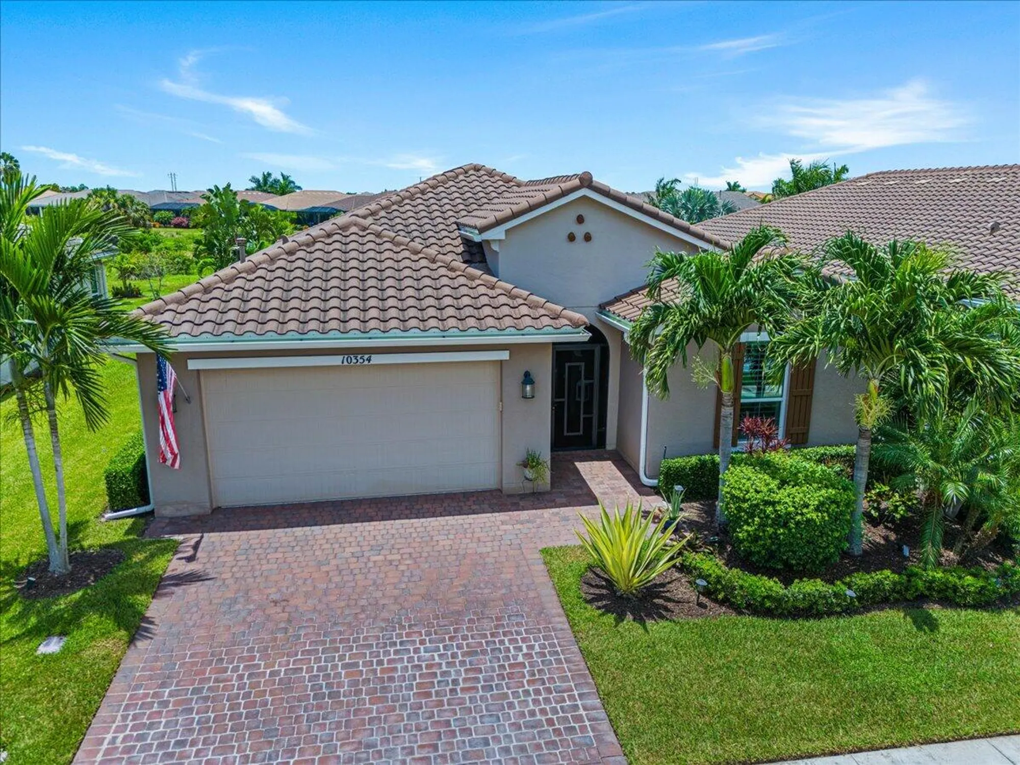 Property Slideshow image 6 of 71 | 10354 sw ligustrum dr, Port Saint Lucie, FL, 34987
