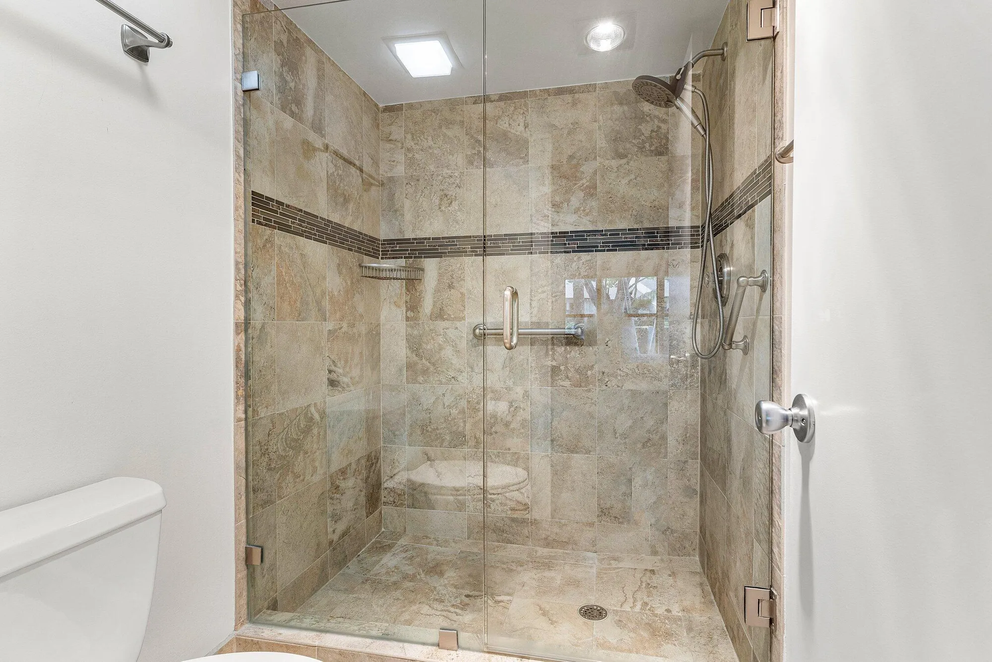 Property Slideshow image 25 of 49 | 5106 oak hill ln 911, Delray Beach, FL, 33484