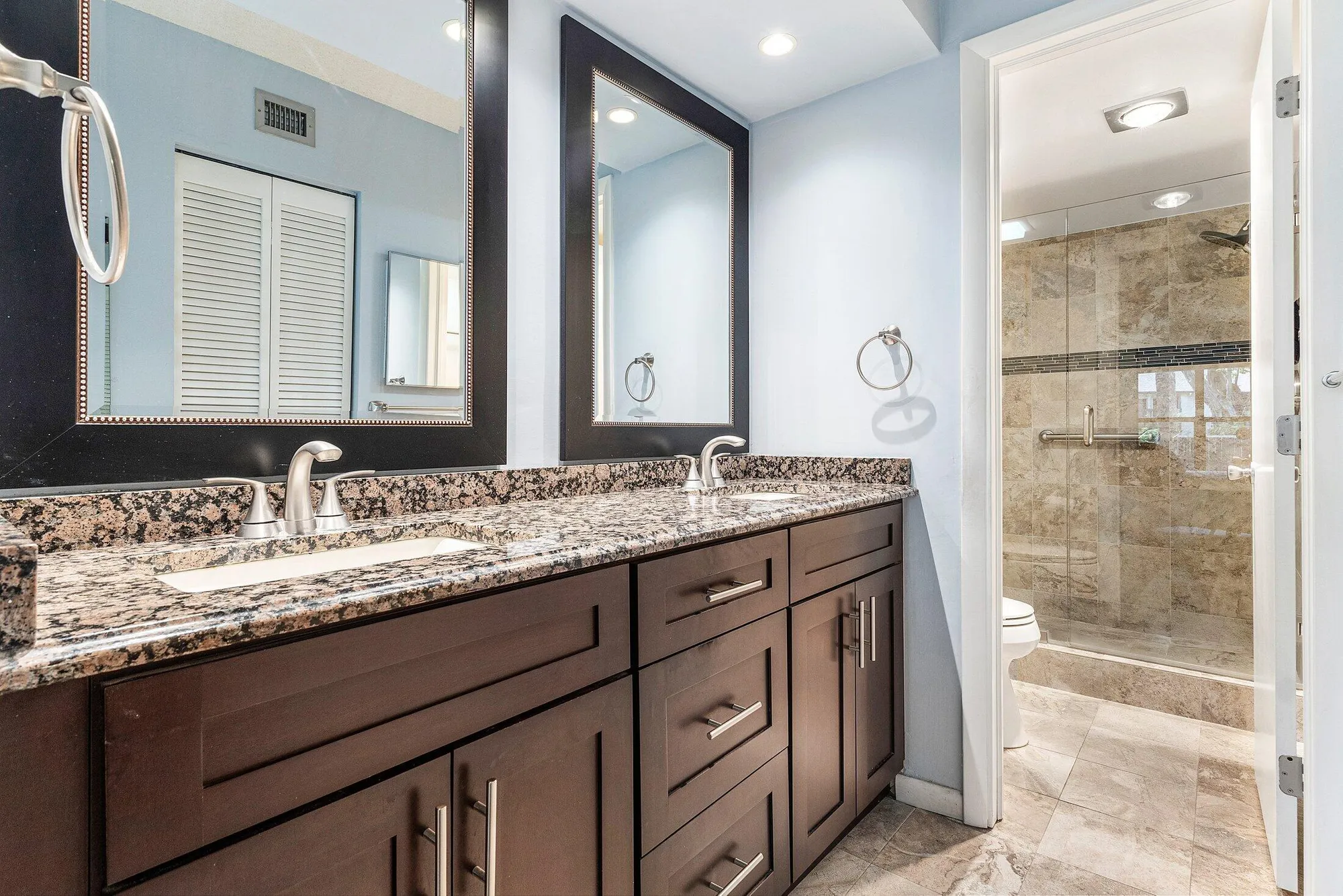 Property Slideshow image 24 of 49 | 5106 oak hill ln 911, Delray Beach, FL, 33484