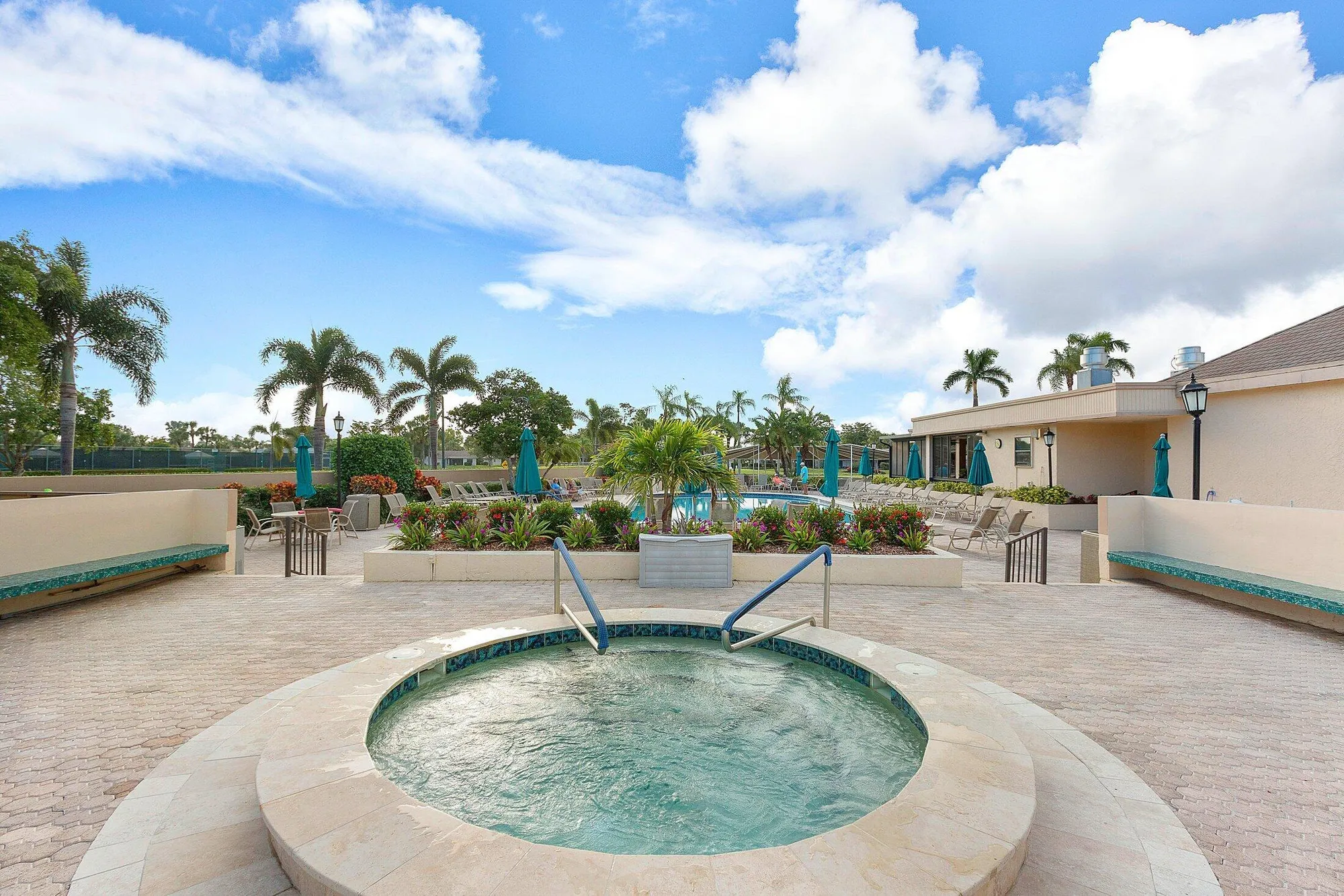 Property Slideshow image 42 of 49 | 5106 oak hill ln 911, Delray Beach, FL, 33484
