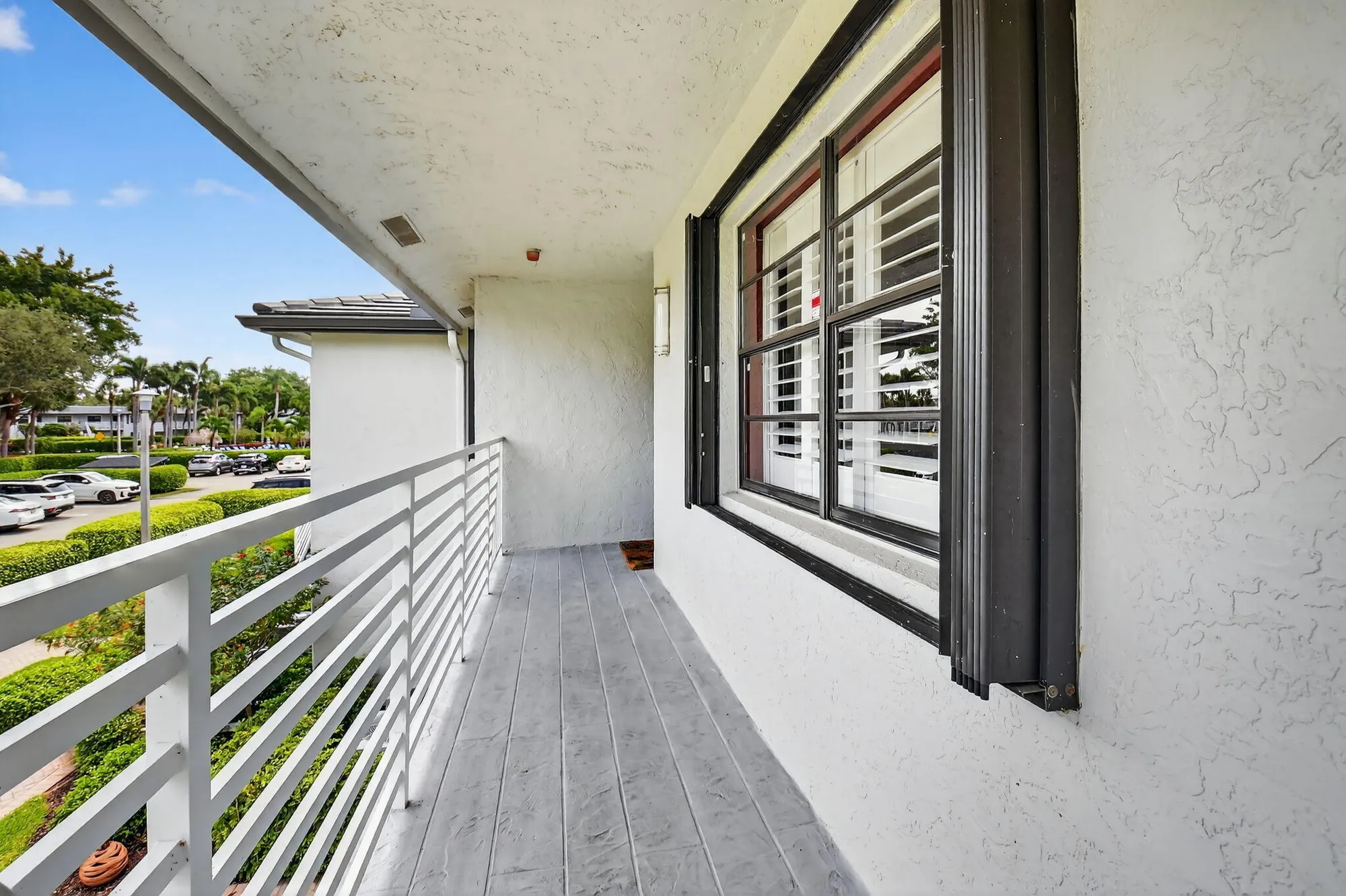 Property Slideshow image 4 of 84 | 13 southport ln f, Boynton Beach, FL, 33436