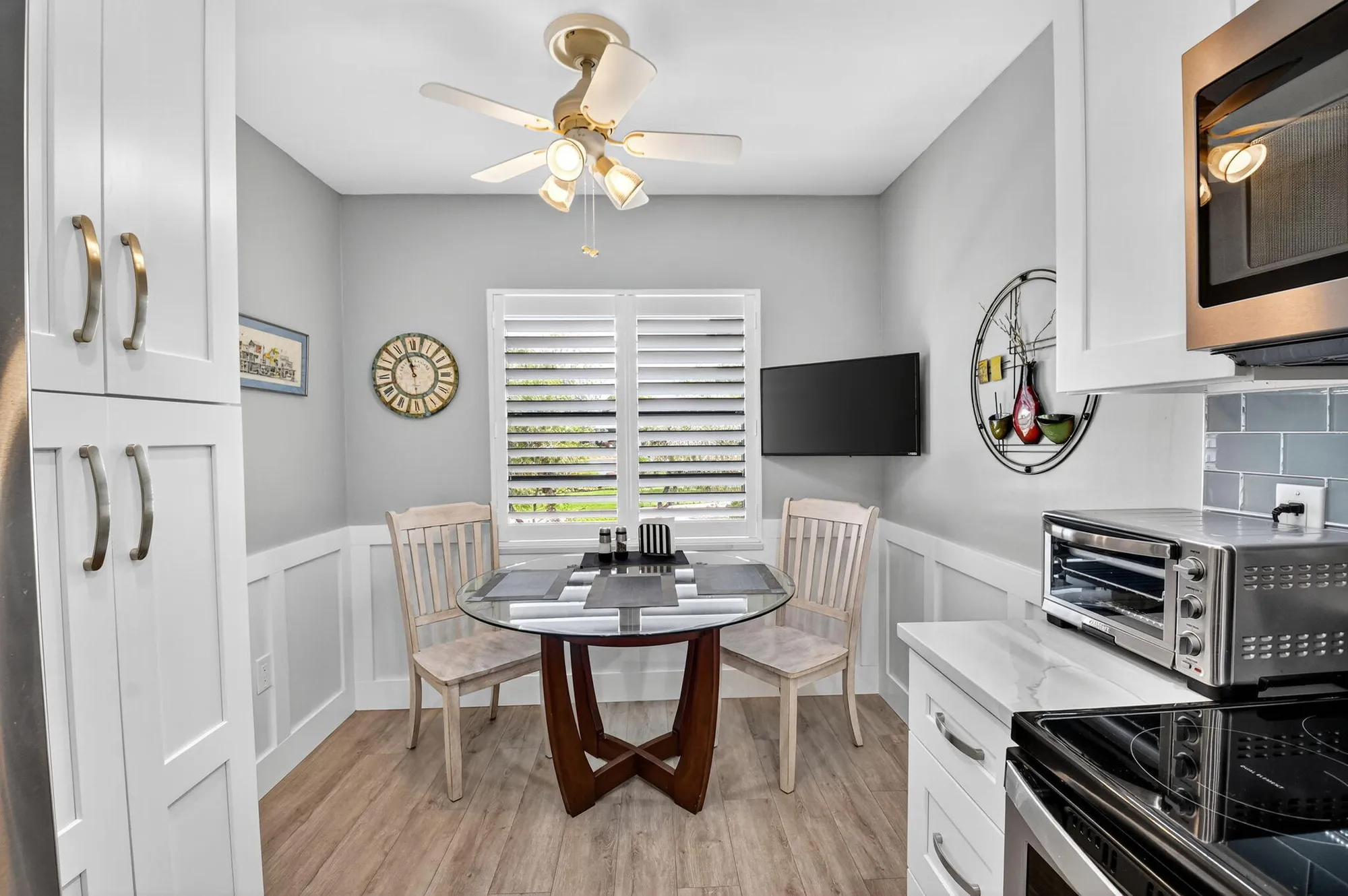 Property Slideshow image 10 of 84 | 13 southport ln f, Boynton Beach, FL, 33436