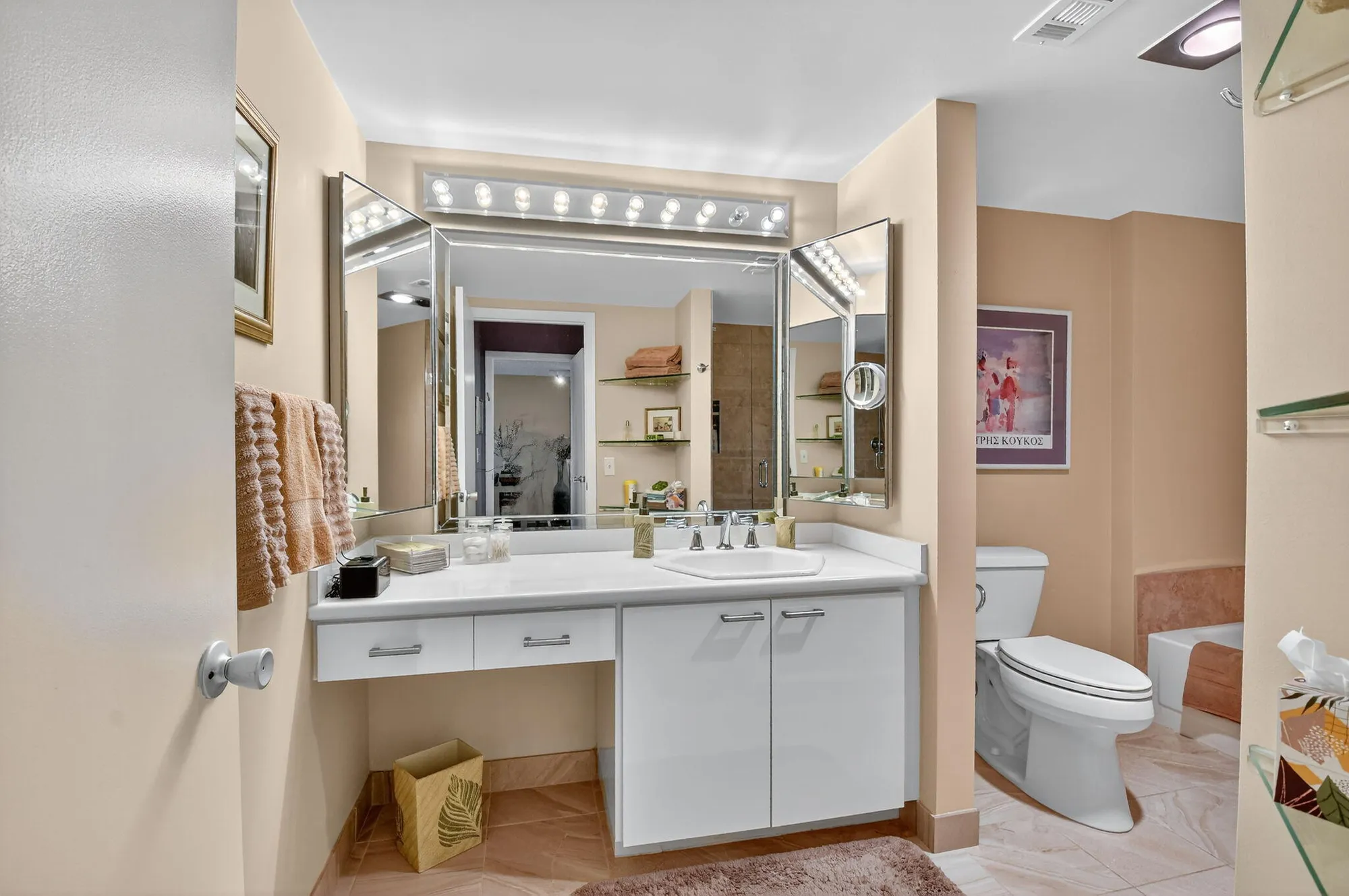 Property Slideshow image 32 of 84 | 13 southport ln f, Boynton Beach, FL, 33436