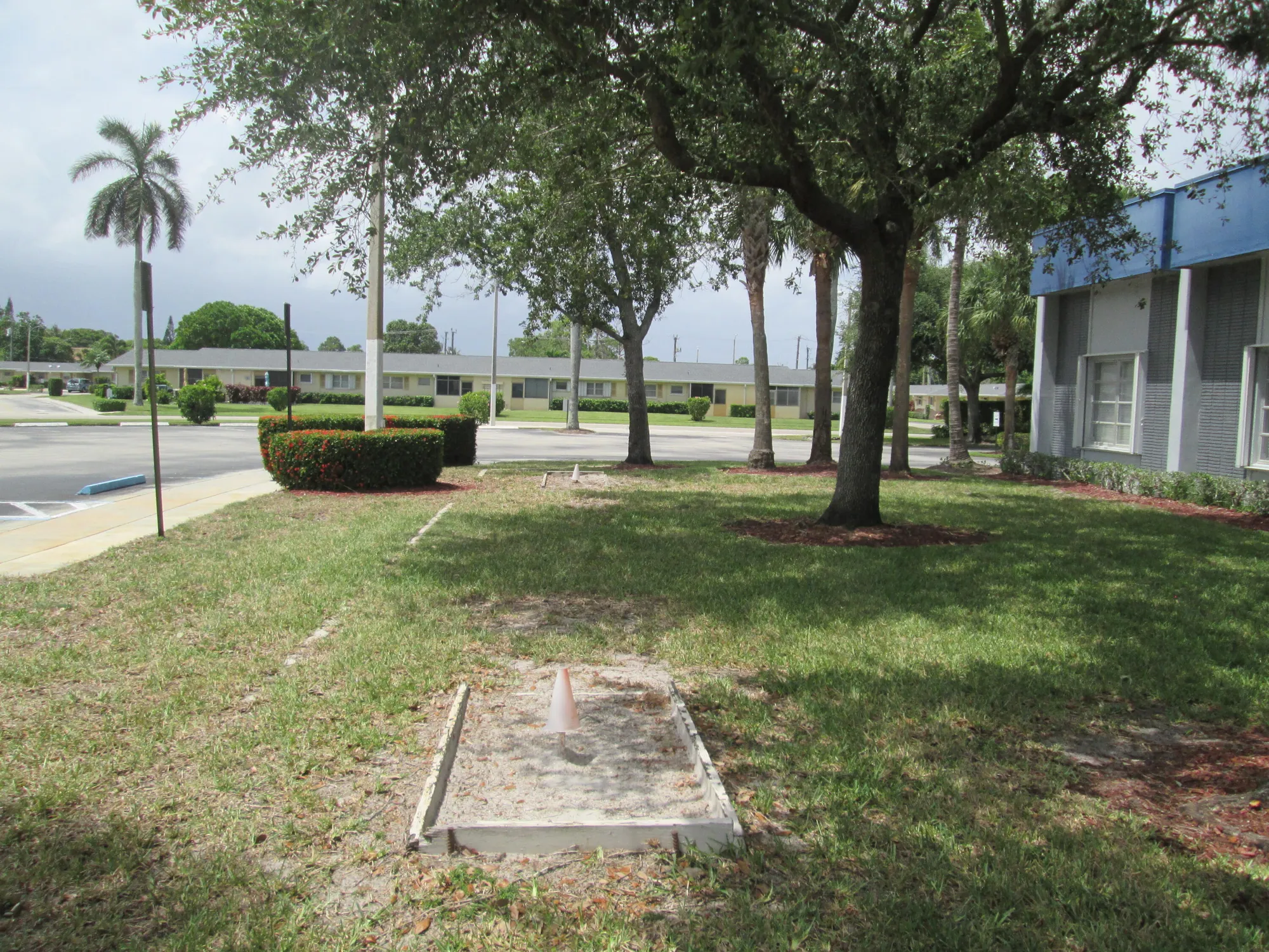 Property Slideshow image 37 of 46 | 2670 barkley dr e unit ee e, West Palm Beach, FL, 33415