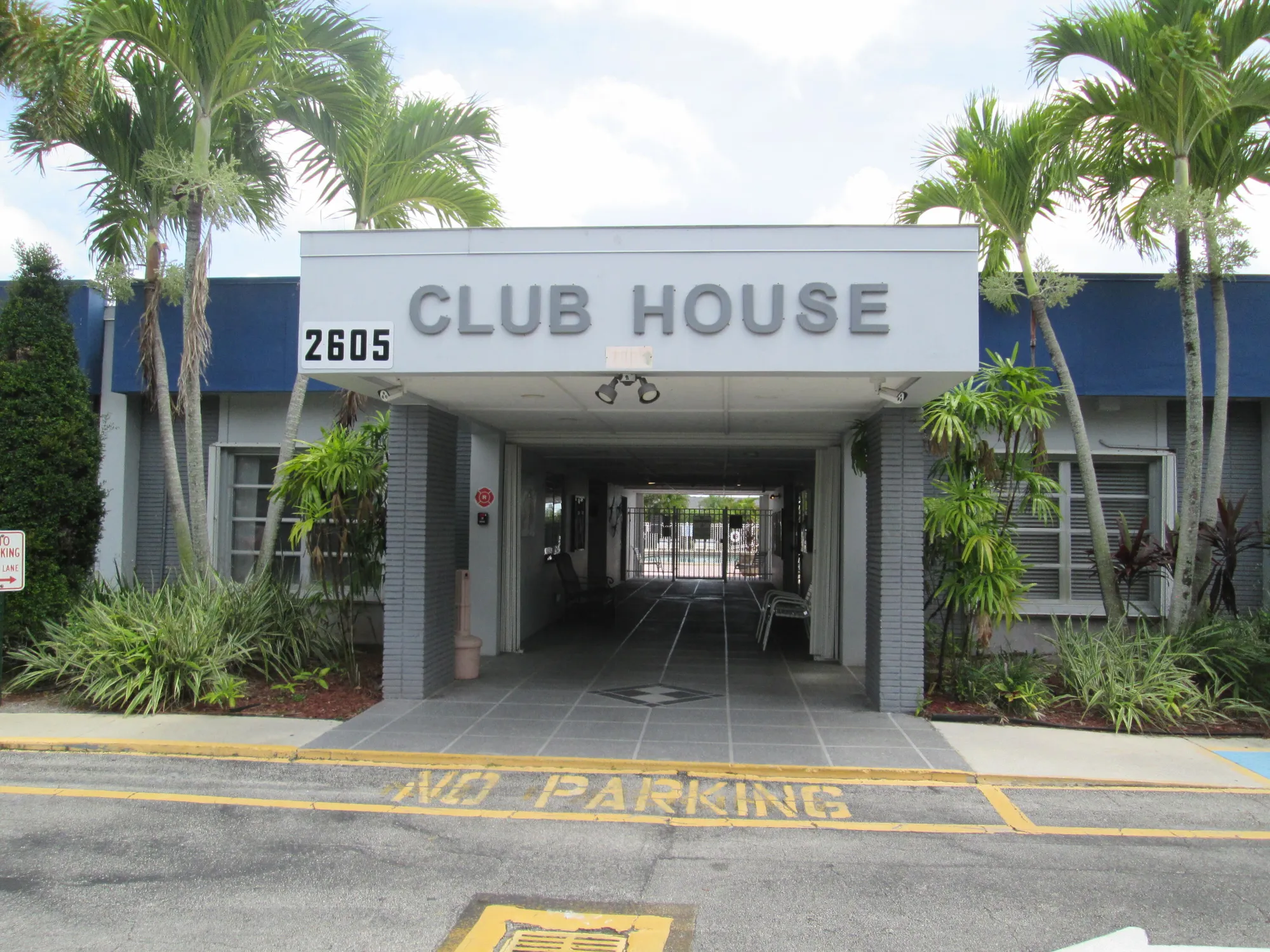 Property Slideshow image 39 of 46 | 2670 barkley dr e unit ee e, West Palm Beach, FL, 33415