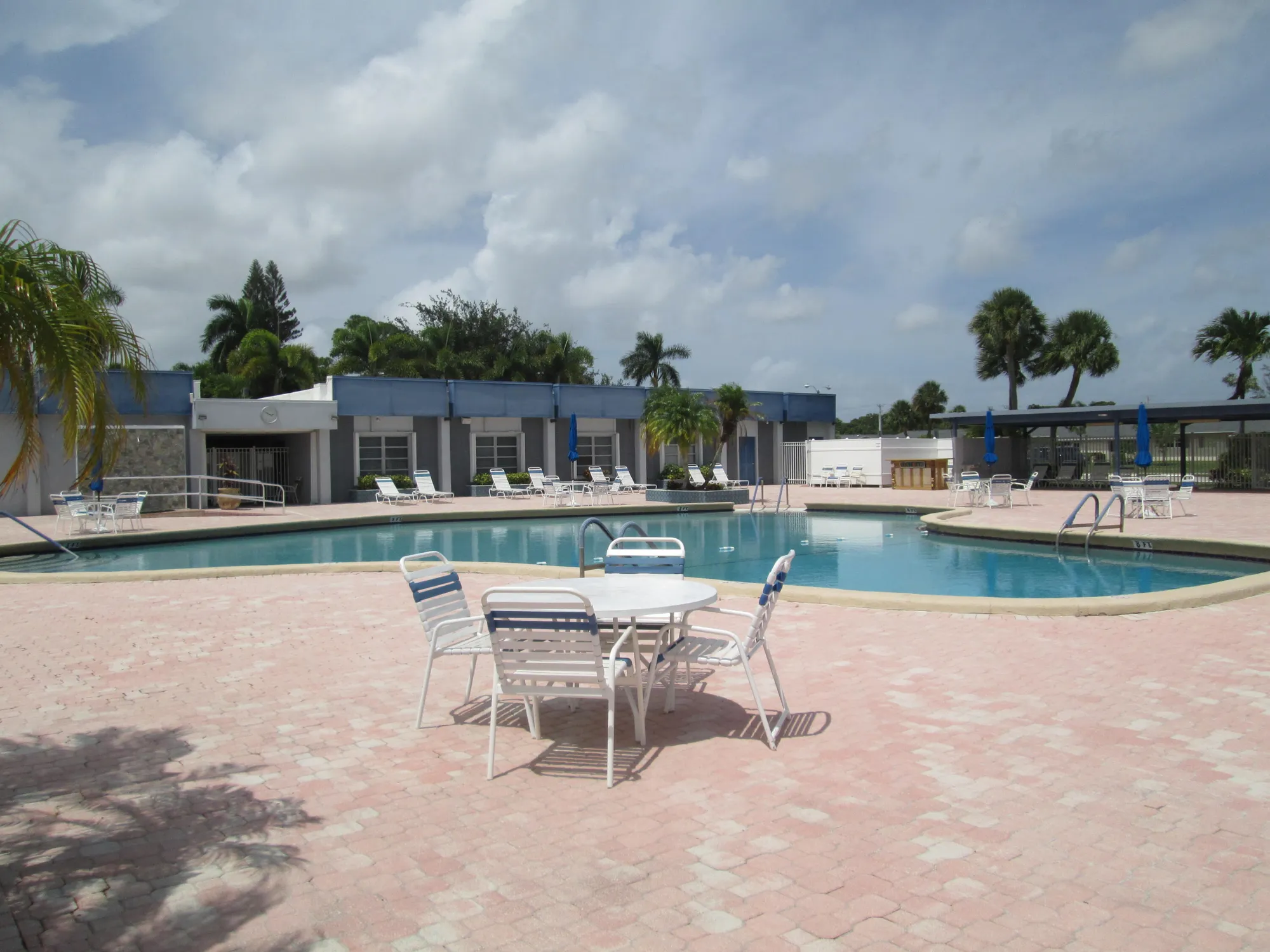 Property Slideshow image 32 of 46 | 2670 barkley dr e unit ee e, West Palm Beach, FL, 33415