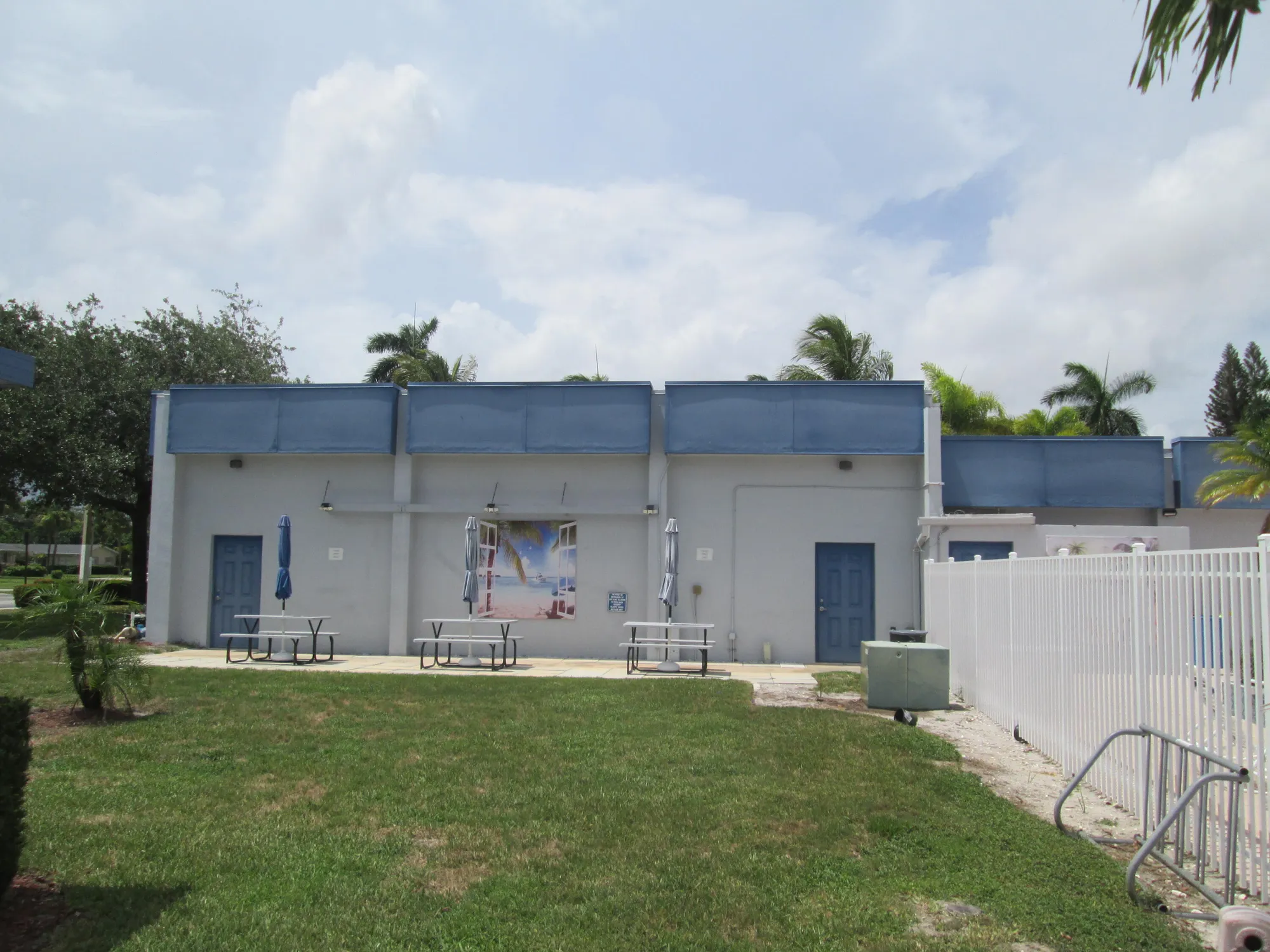 Property Slideshow image 34 of 46 | 2670 barkley dr e unit ee e, West Palm Beach, FL, 33415