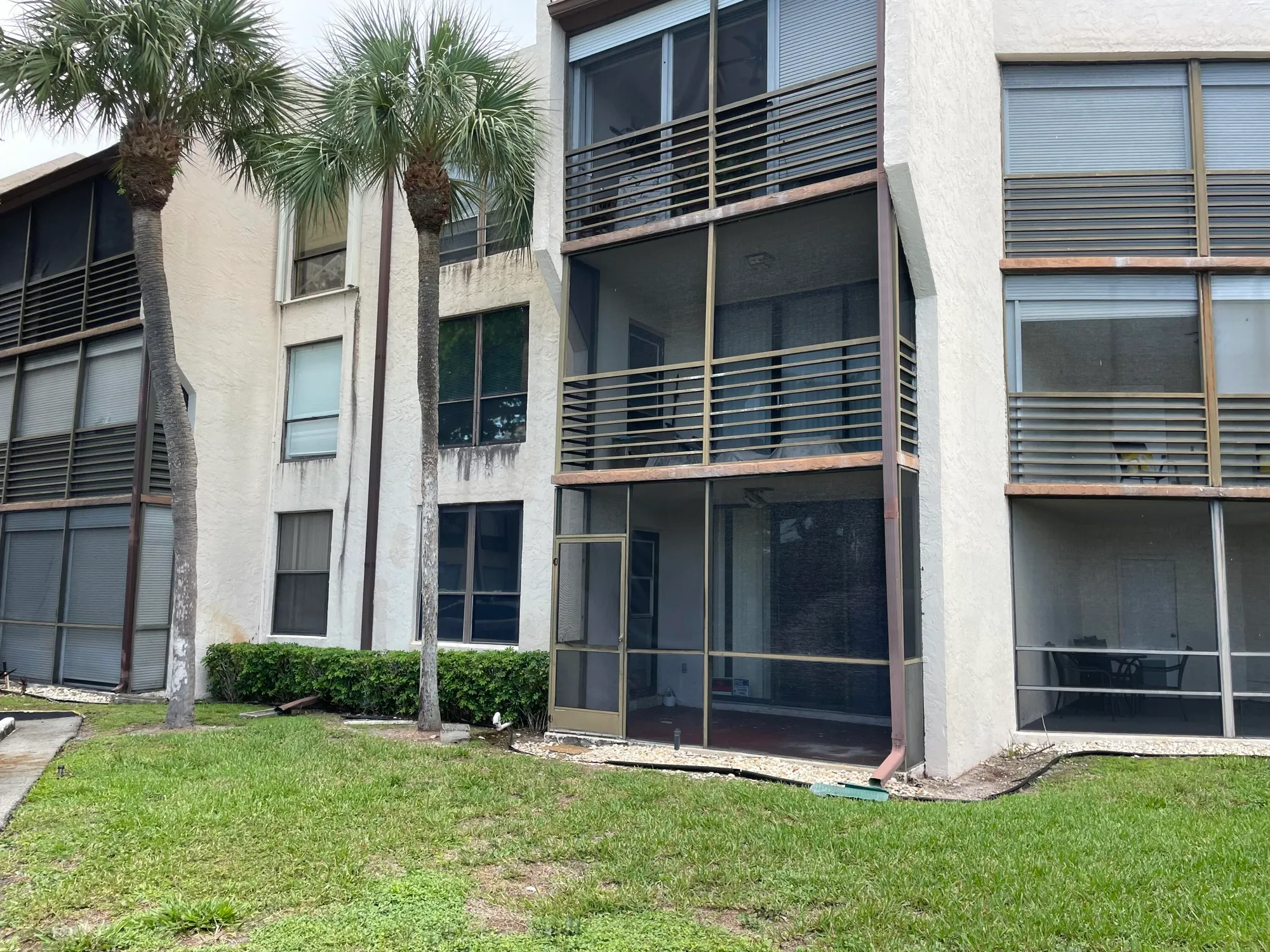 Property Slideshow image 19 of 19 | 6451 n university dr apt 107, Tamarac, FL, 33321