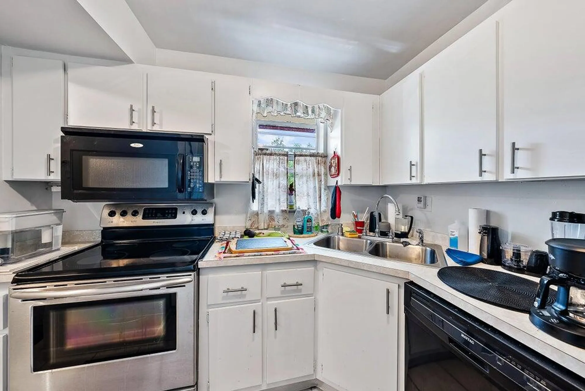 Property Slideshow image 11 of 24 | 1980 sw palm city rd h, Stuart, FL, 34994