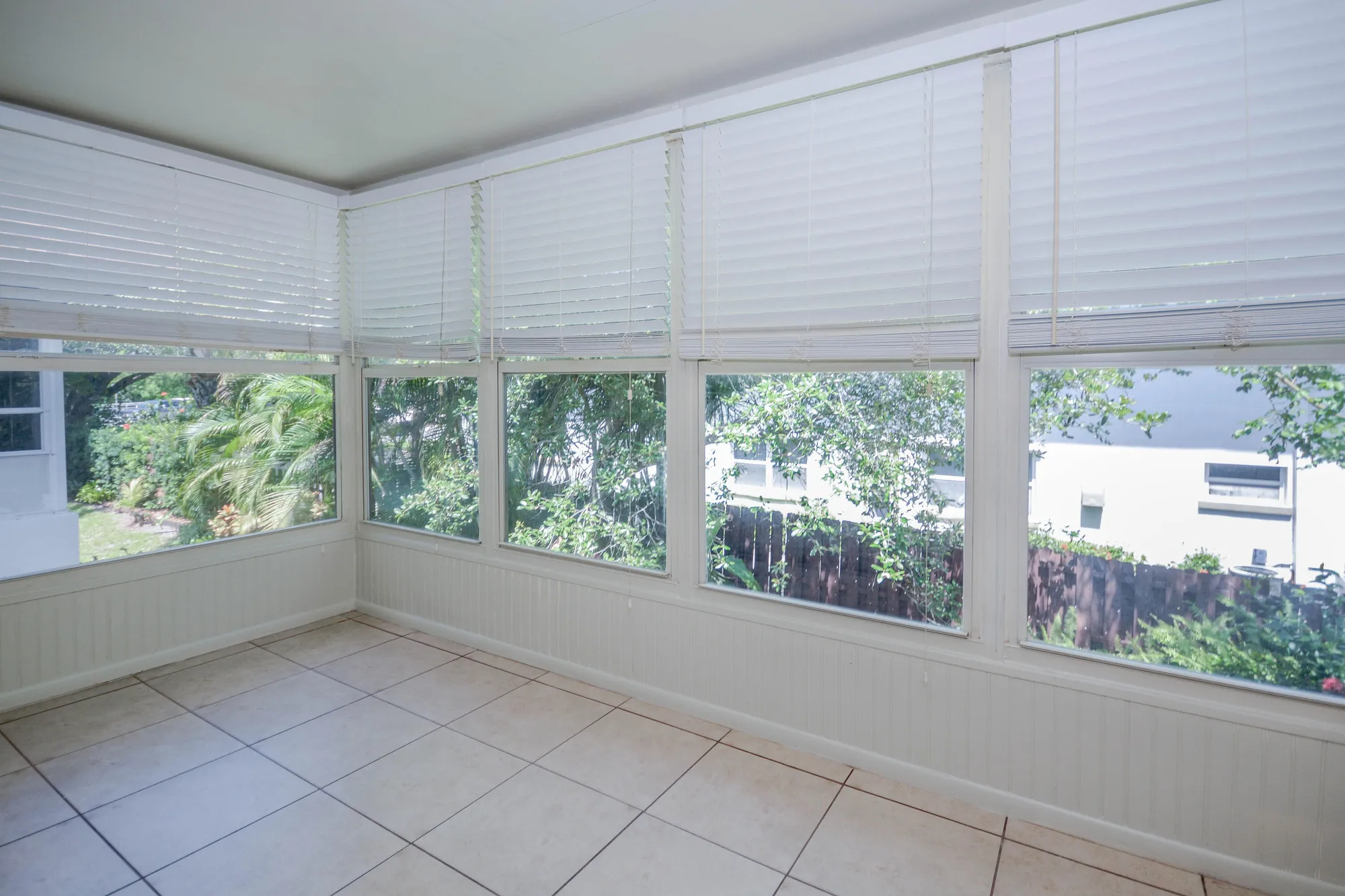 Property Slideshow image 23 of 28 | 2950 se ocean blvd 1-7, Stuart, FL, 34996