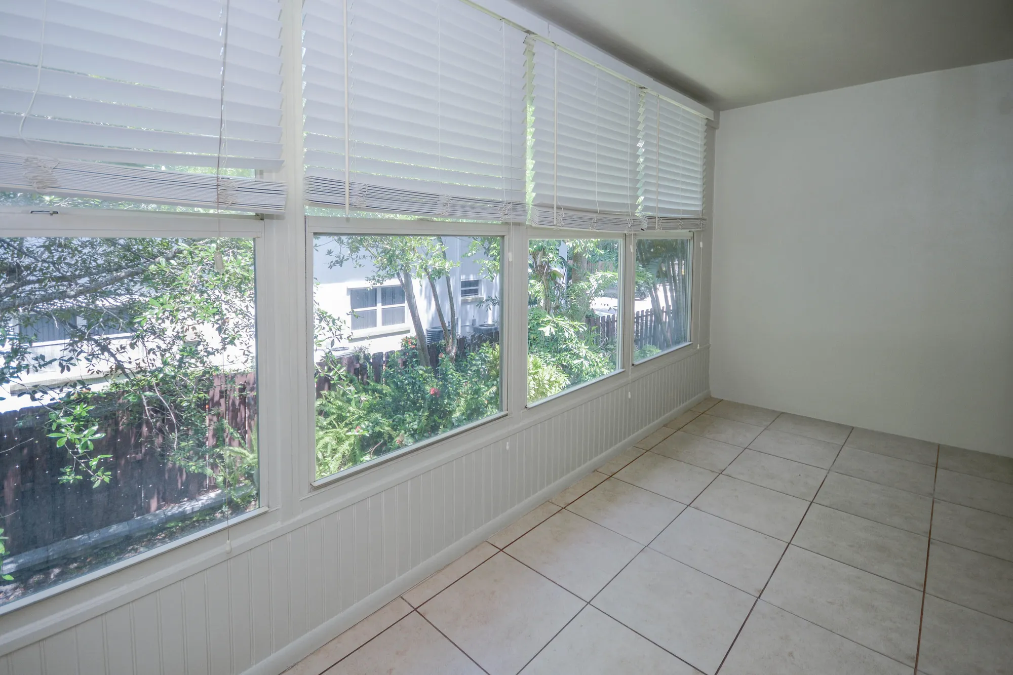 Property Slideshow image 21 of 28 | 2950 se ocean blvd 1-7, Stuart, FL, 34996
