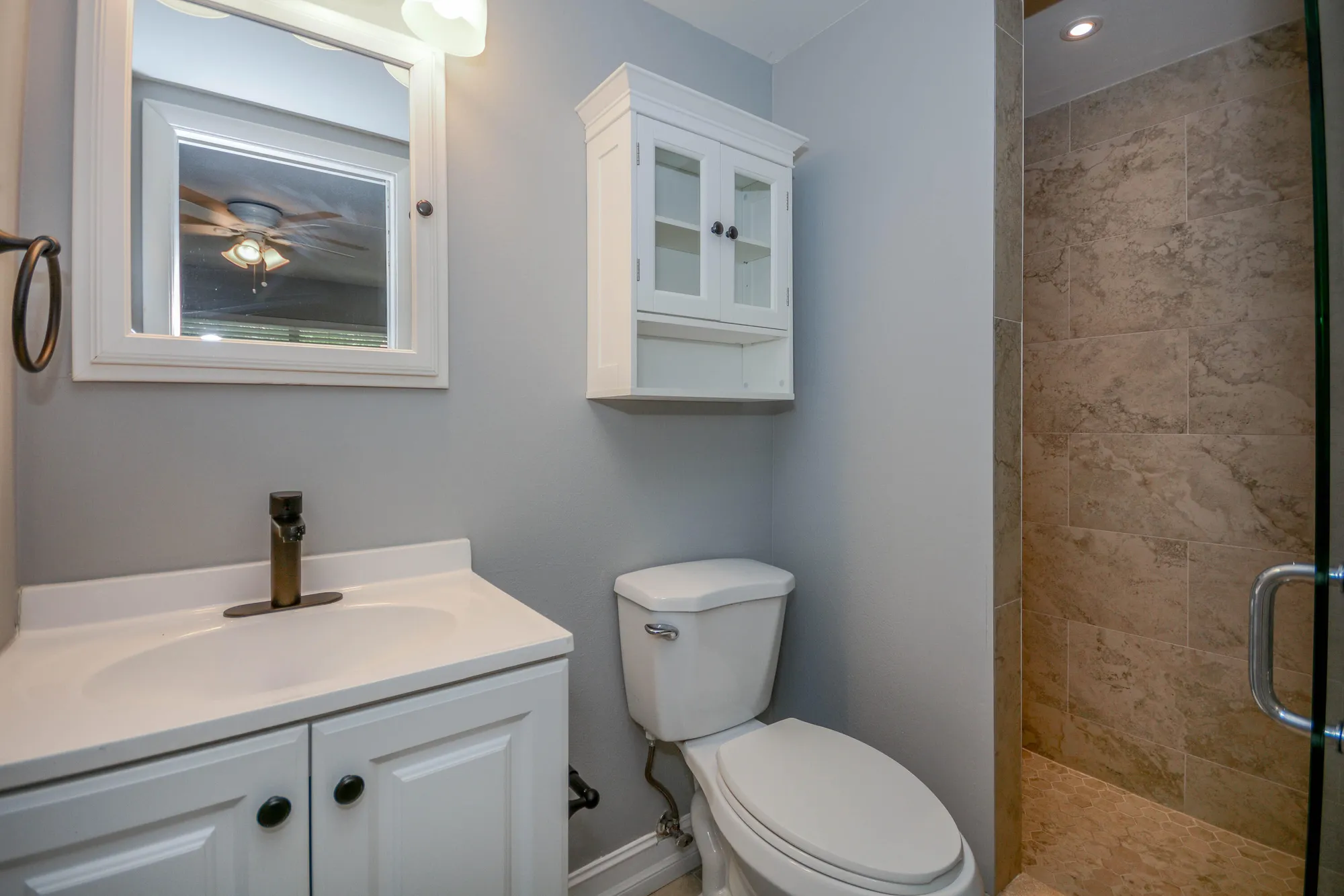 Property Slideshow image 15 of 28 | 2950 se ocean blvd 1-7, Stuart, FL, 34996