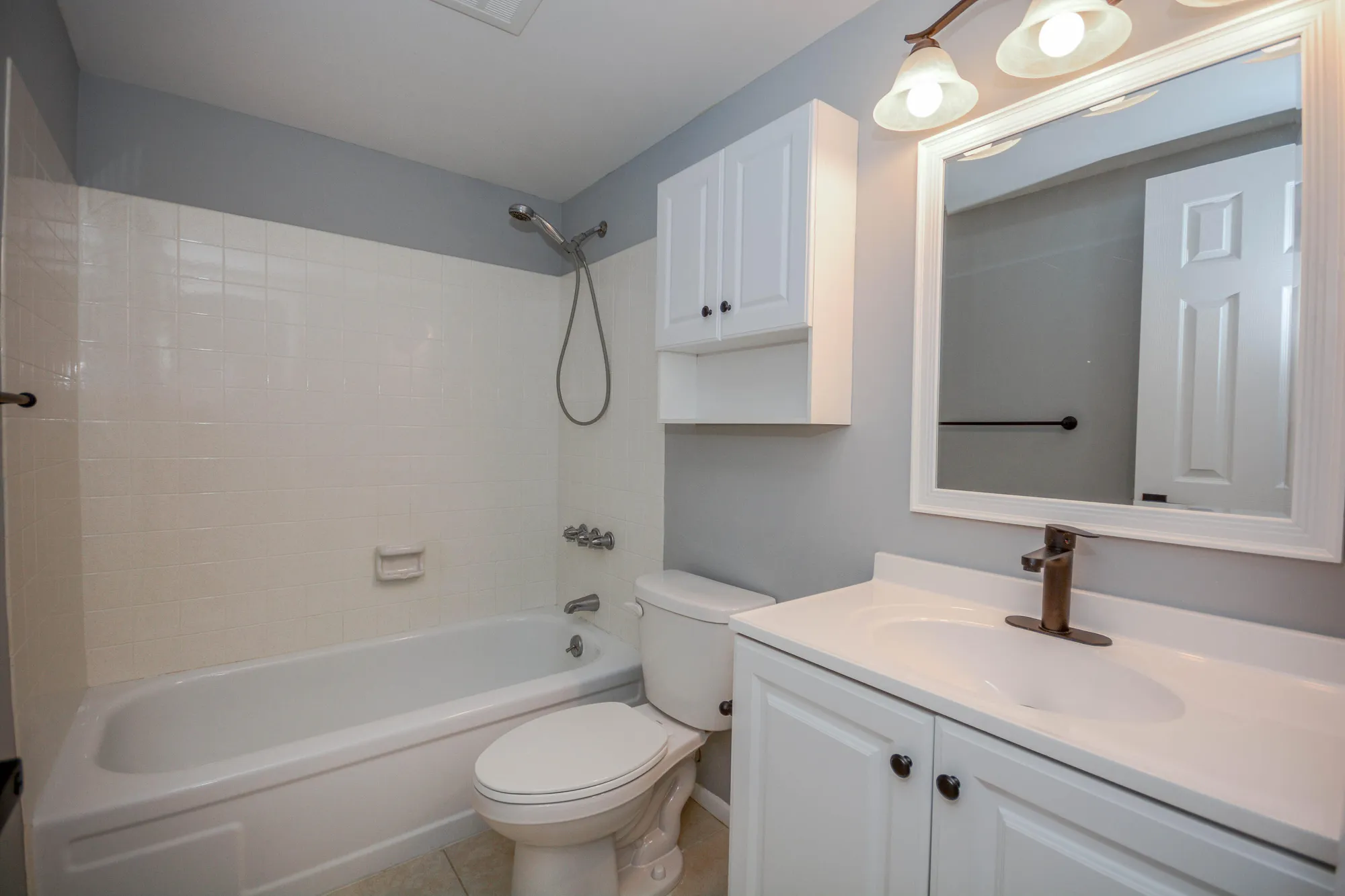 Property Slideshow image 18 of 28 | 2950 se ocean blvd 1-7, Stuart, FL, 34996