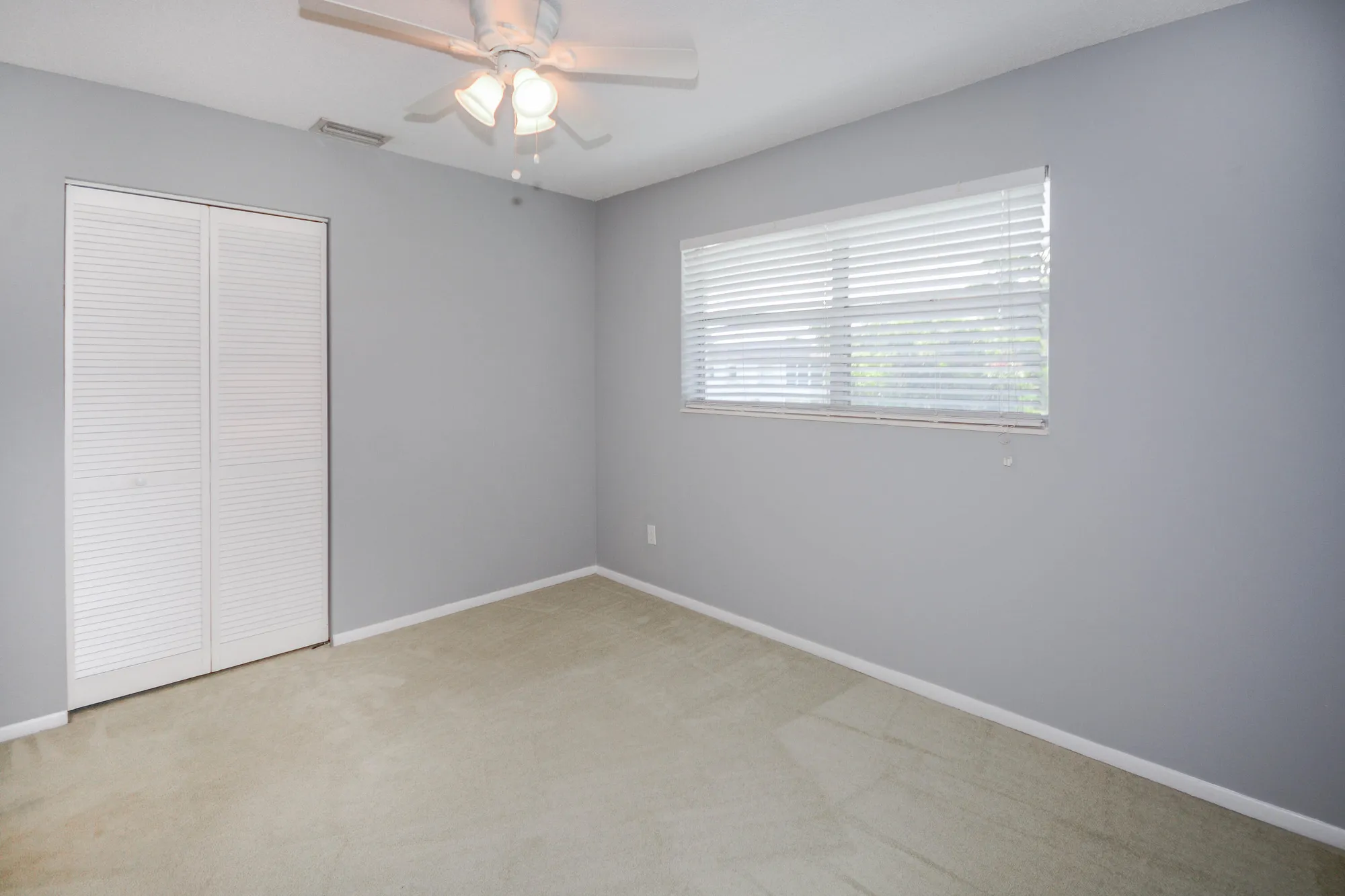 Property Slideshow image 12 of 28 | 2950 se ocean blvd 1-7, Stuart, FL, 34996
