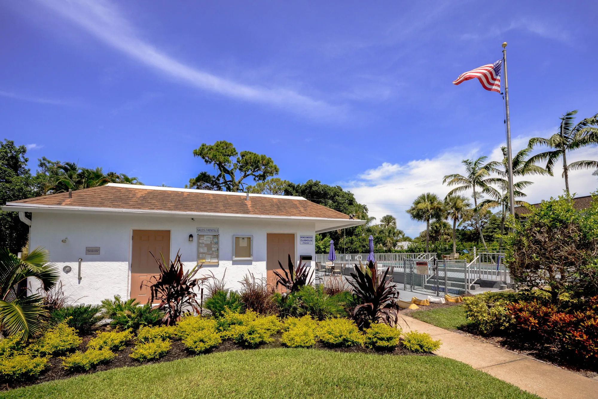 Property Slideshow image 26 of 28 | 2950 se ocean blvd 1-7, Stuart, FL, 34996