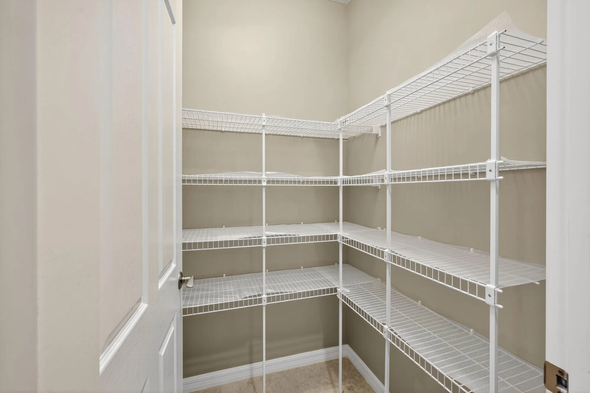 Property Slideshow image 21 of 77 | 194 se courances dr, Port Saint Lucie, FL, 34984