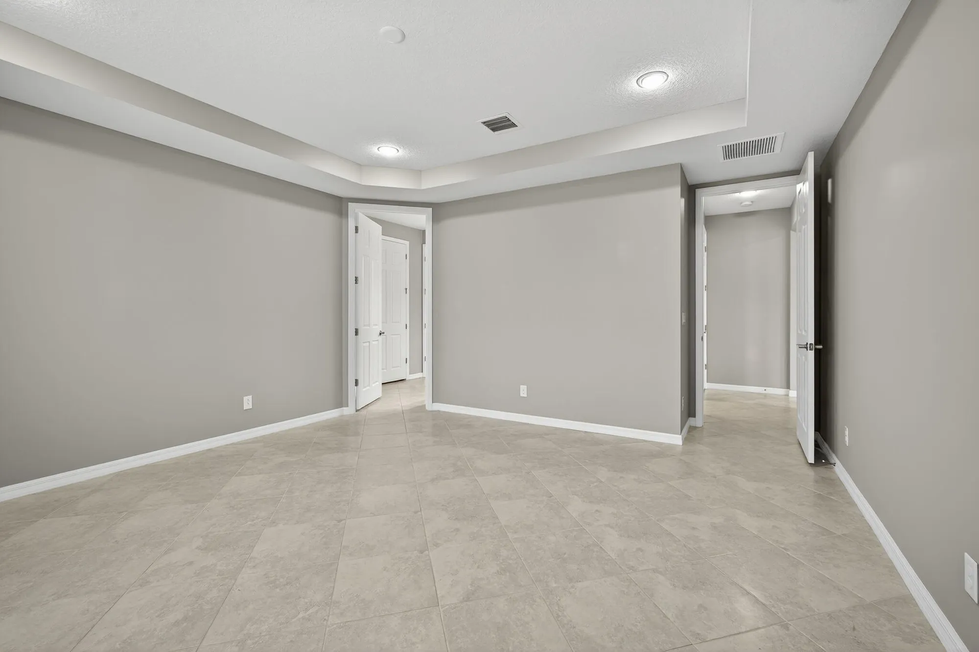 Property Slideshow image 30 of 77 | 194 se courances dr, Port Saint Lucie, FL, 34984