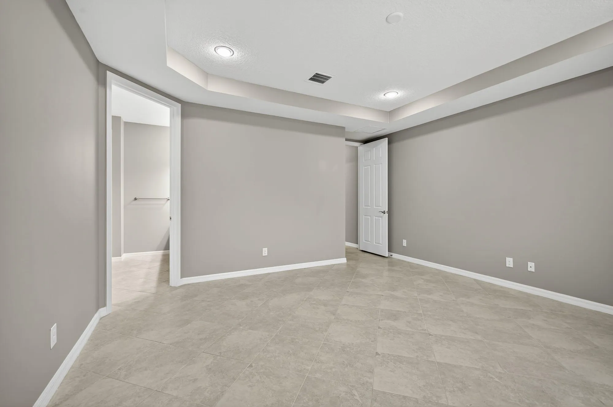 Property Slideshow image 31 of 77 | 194 se courances dr, Port Saint Lucie, FL, 34984