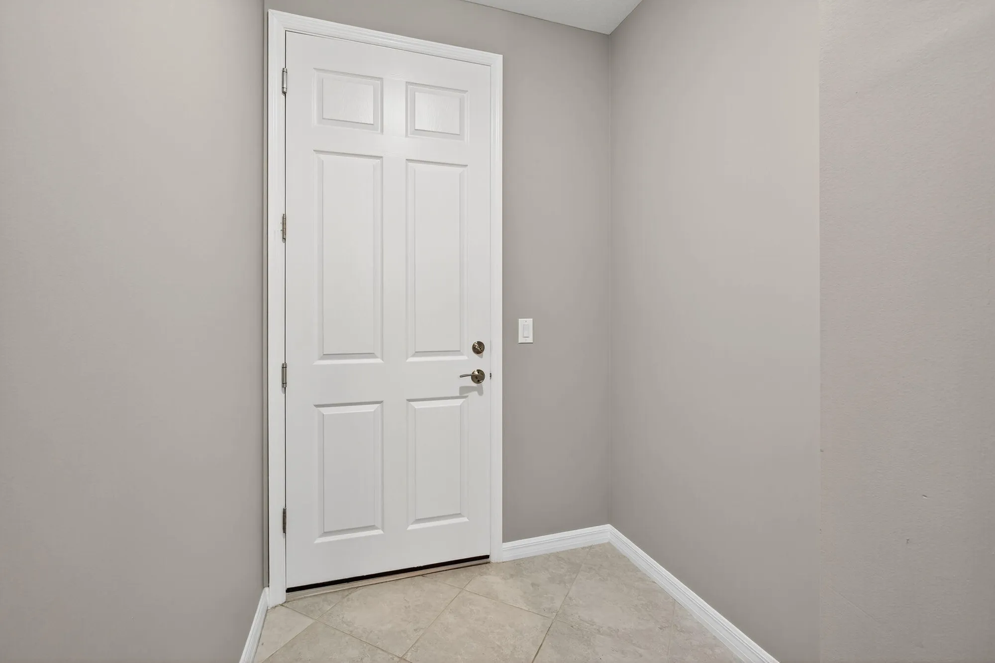 Property Slideshow image 36 of 77 | 194 se courances dr, Port Saint Lucie, FL, 34984