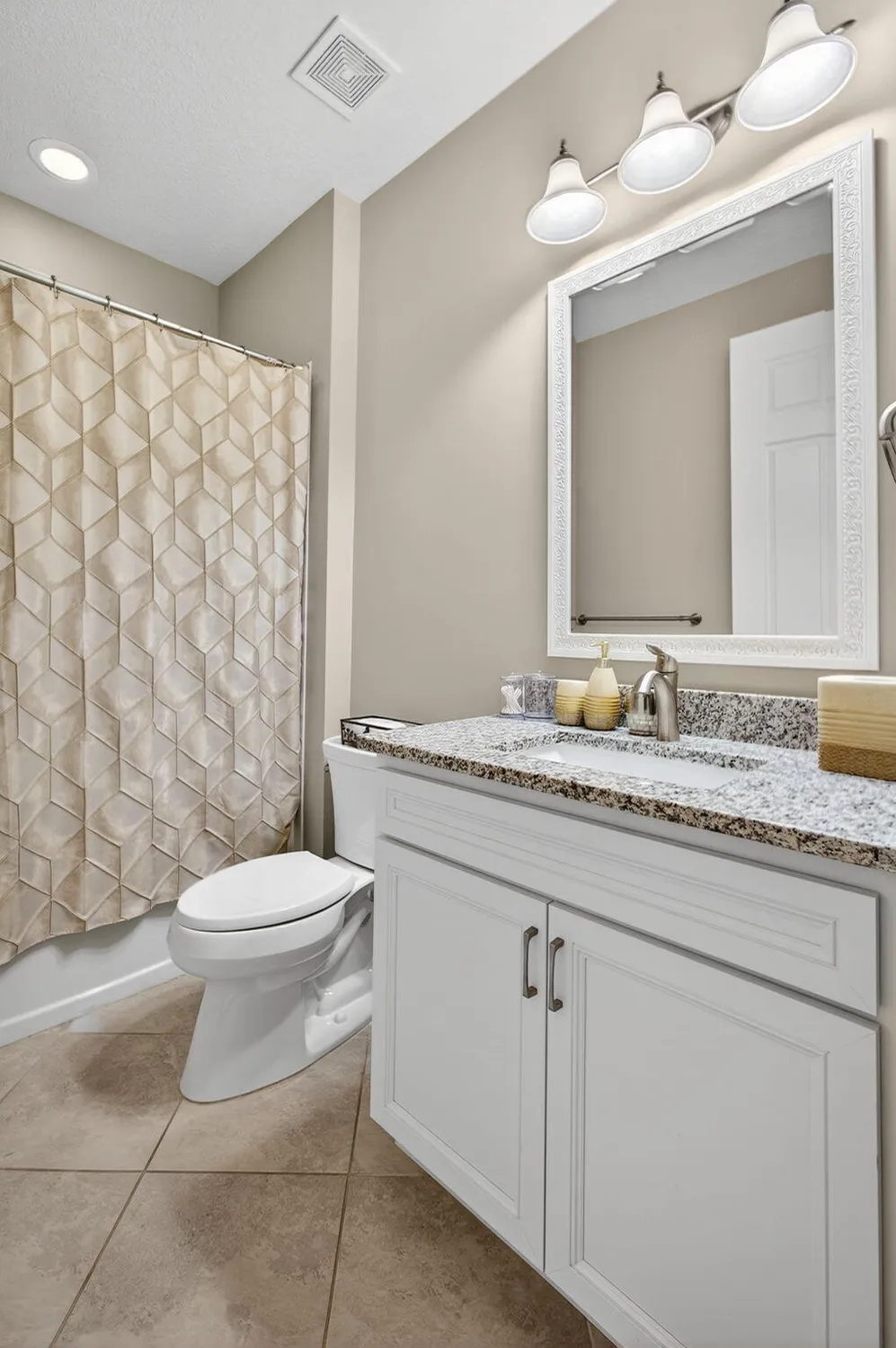 Property Slideshow image 38 of 77 | 194 se courances dr, Port Saint Lucie, FL, 34984