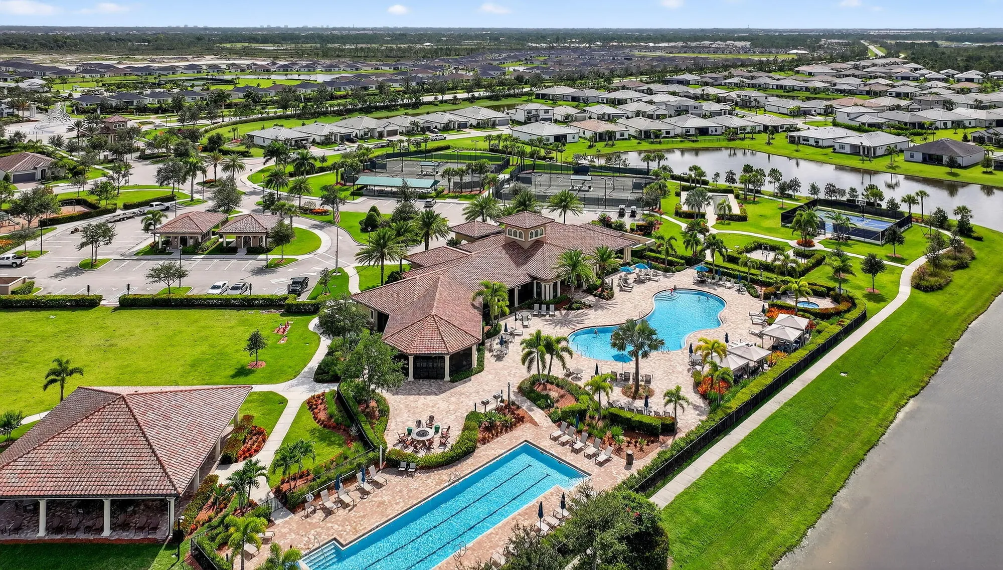 Property Slideshow image 56 of 77 | 194 se courances dr, Port Saint Lucie, FL, 34984