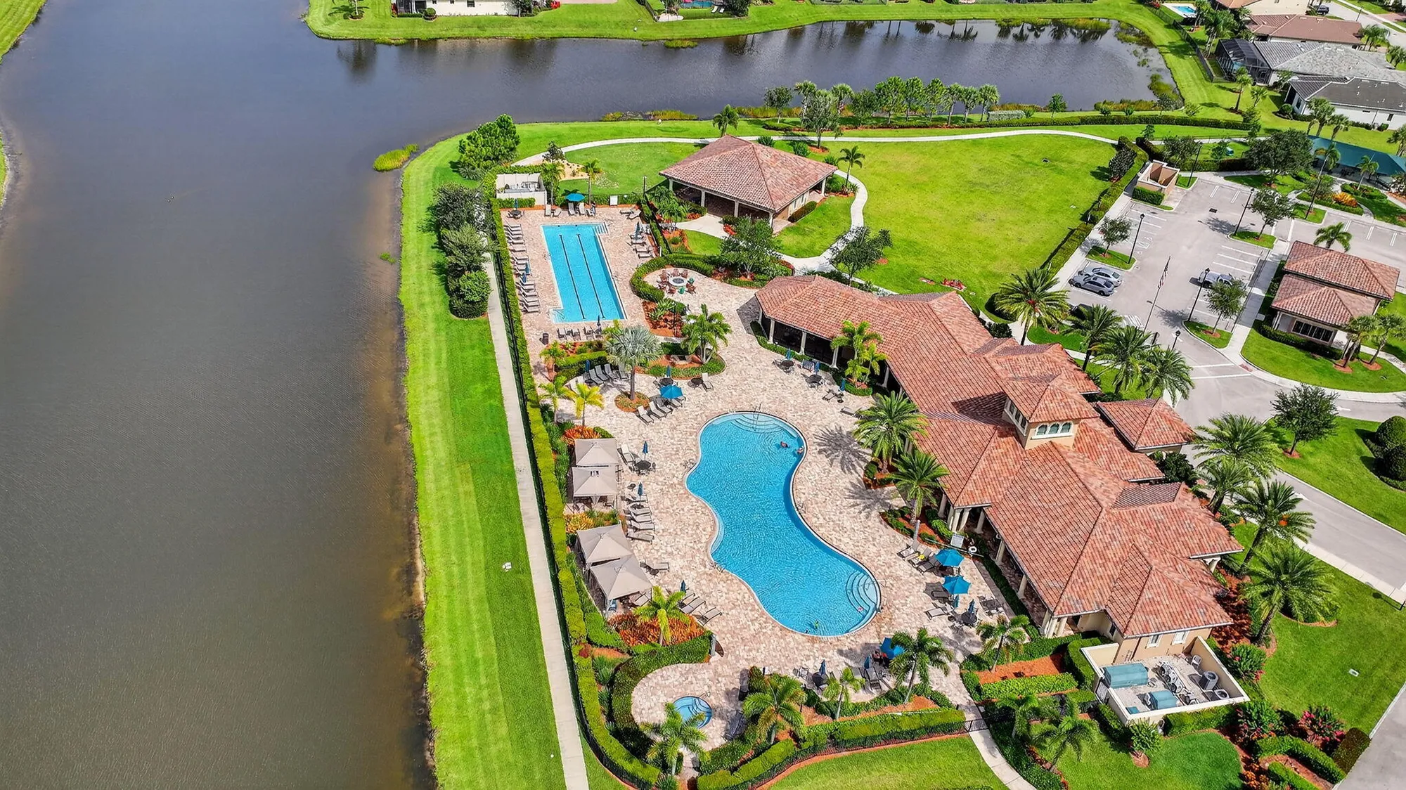 Property Slideshow image 62 of 77 | 194 se courances dr, Port Saint Lucie, FL, 34984