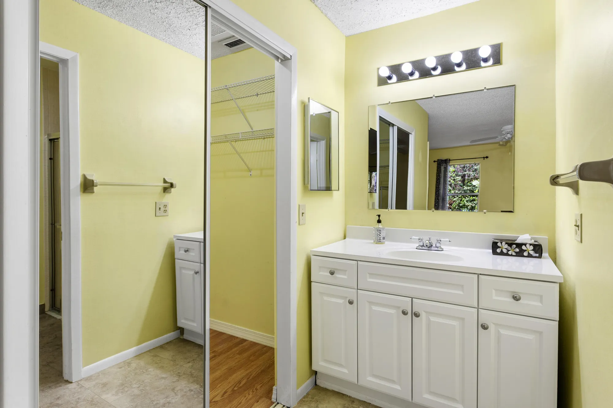 Property Slideshow image 16 of 31 | 8187 se fox hill pl, Hobe Sound, FL, 33455