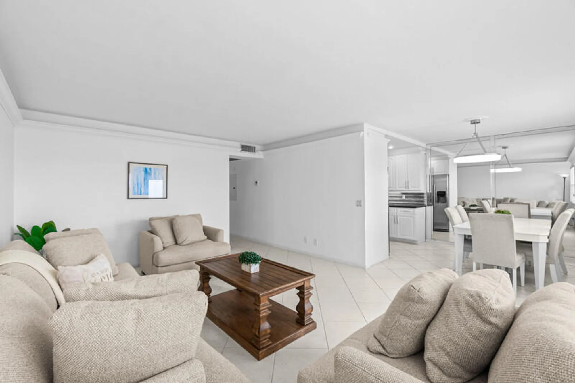 Property Slideshow image 5 of 16 | 4013 yarmouth a, Boca Raton, FL, 33434