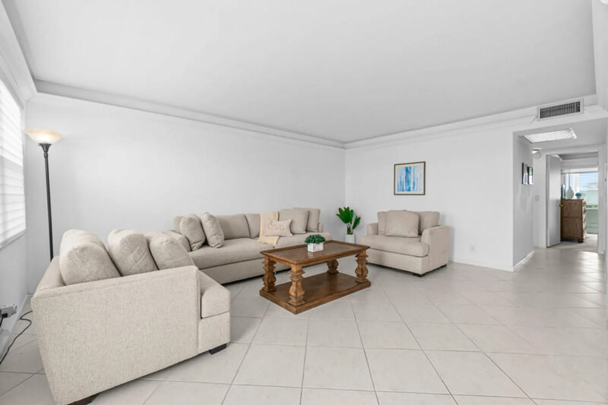 Property Slideshow image 6 of 16 | 4013 yarmouth a, Boca Raton, FL, 33434