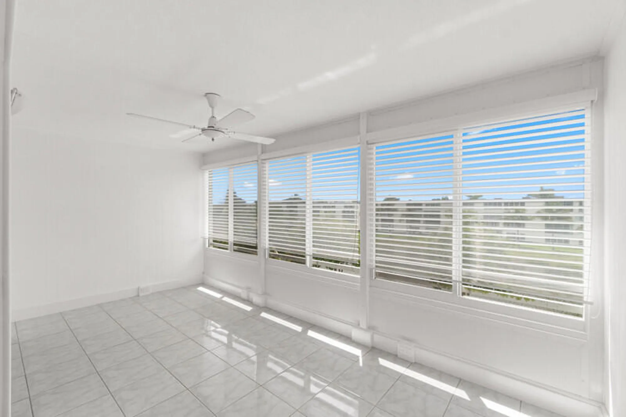 Property Slideshow image 12 of 16 | 4013 yarmouth a, Boca Raton, FL, 33434