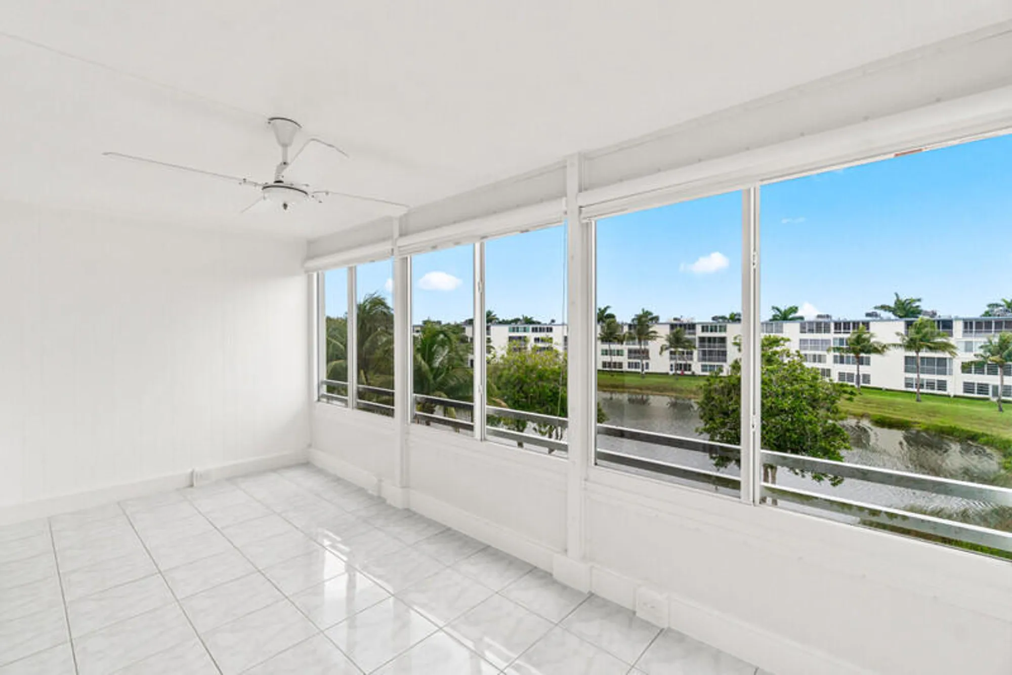 Property Slideshow image 13 of 16 | 4013 yarmouth a, Boca Raton, FL, 33434
