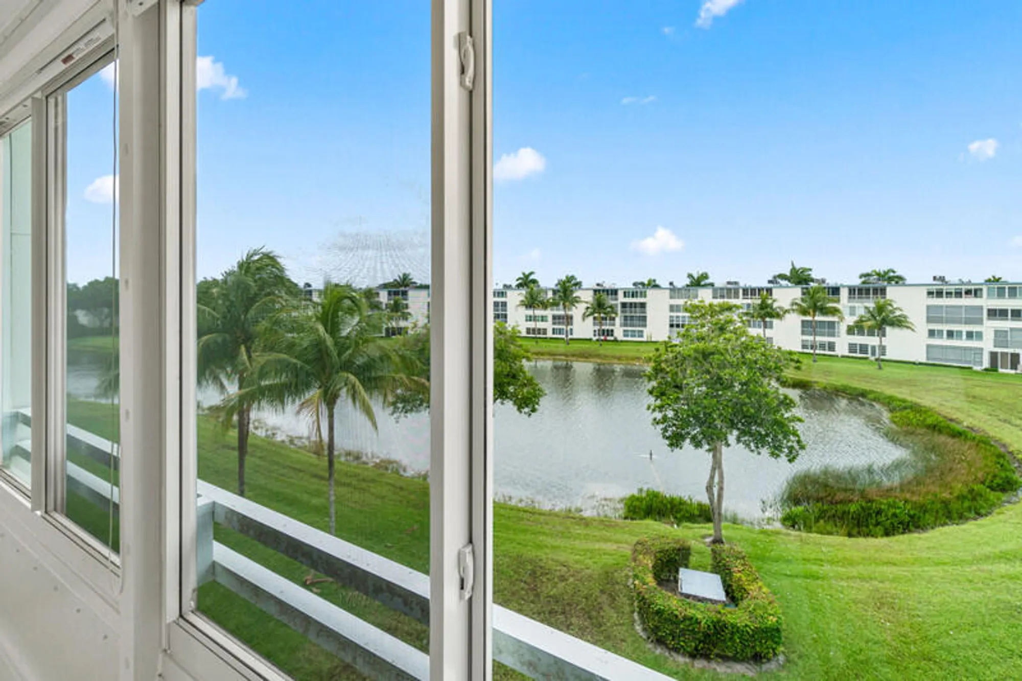 Property Slideshow image 14 of 16 | 4013 yarmouth a, Boca Raton, FL, 33434