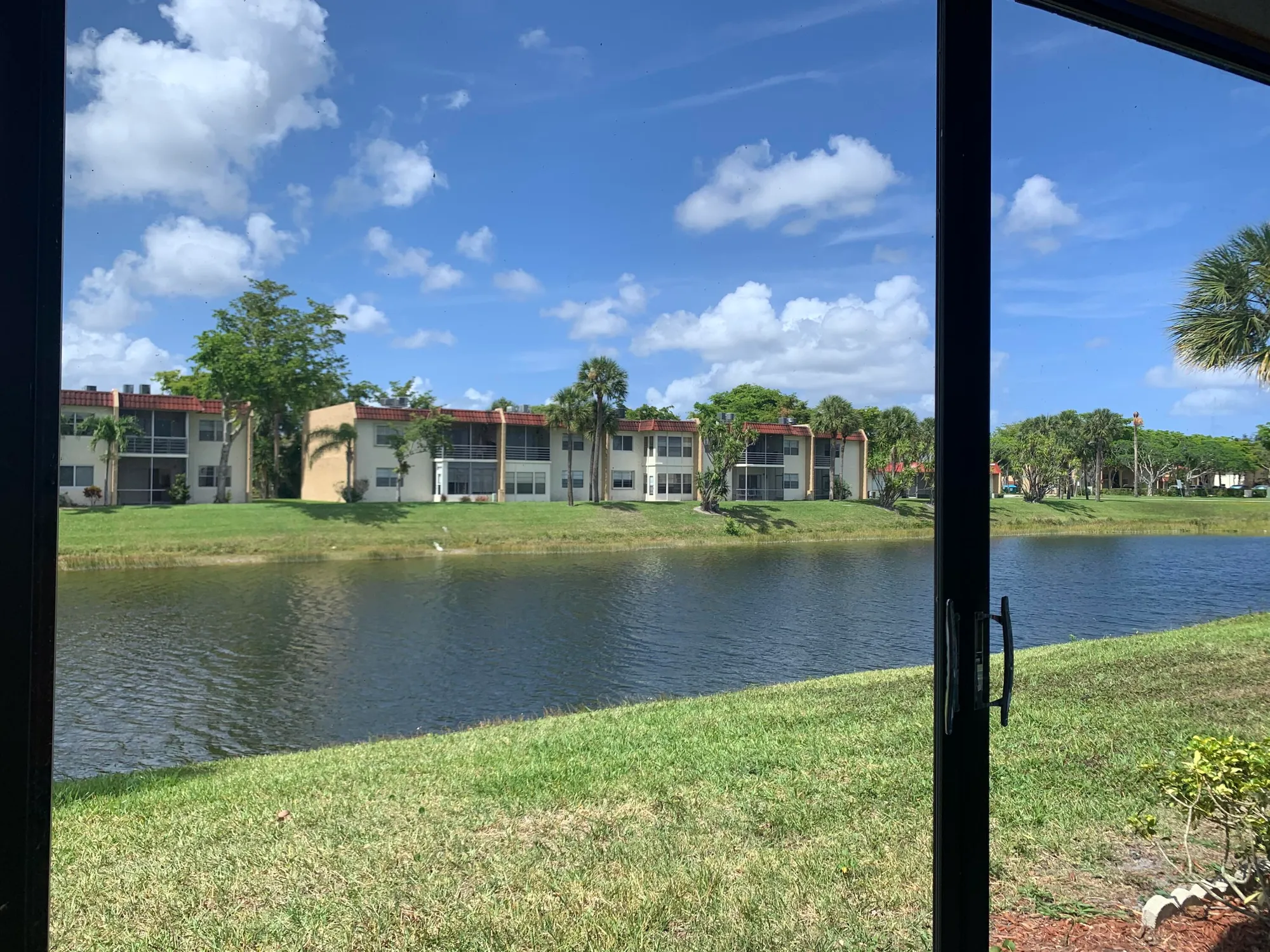 Property Slideshow image 7 of 27 | 123 lake gloria dr, West Palm Beach, FL, 33411