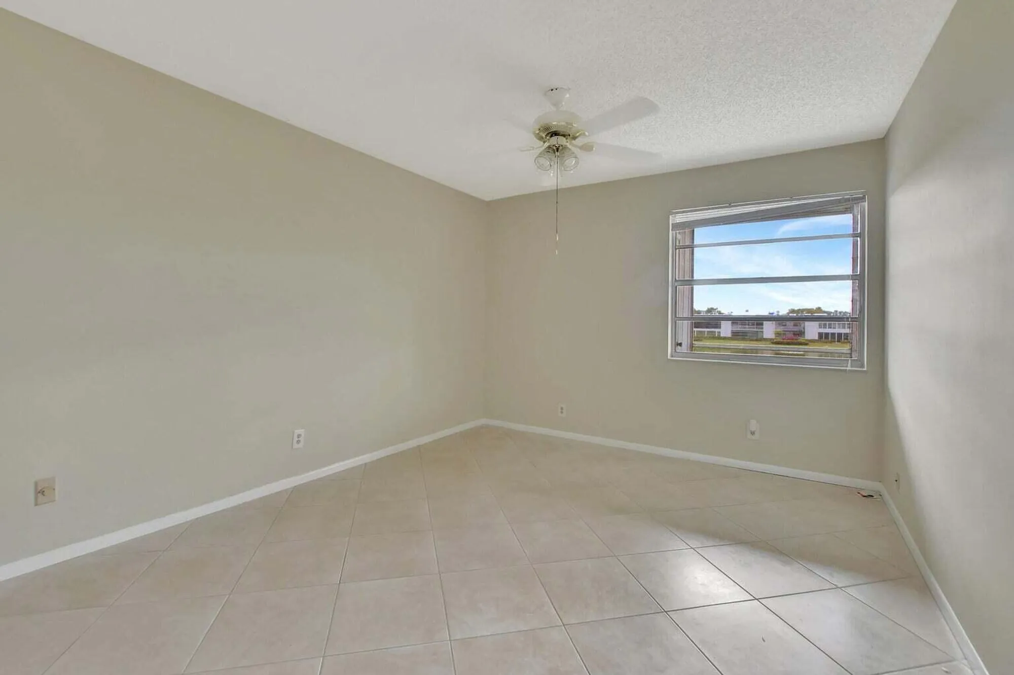 Property Slideshow image 19 of 43 | 187 normandy d, Delray Beach, FL, 33484