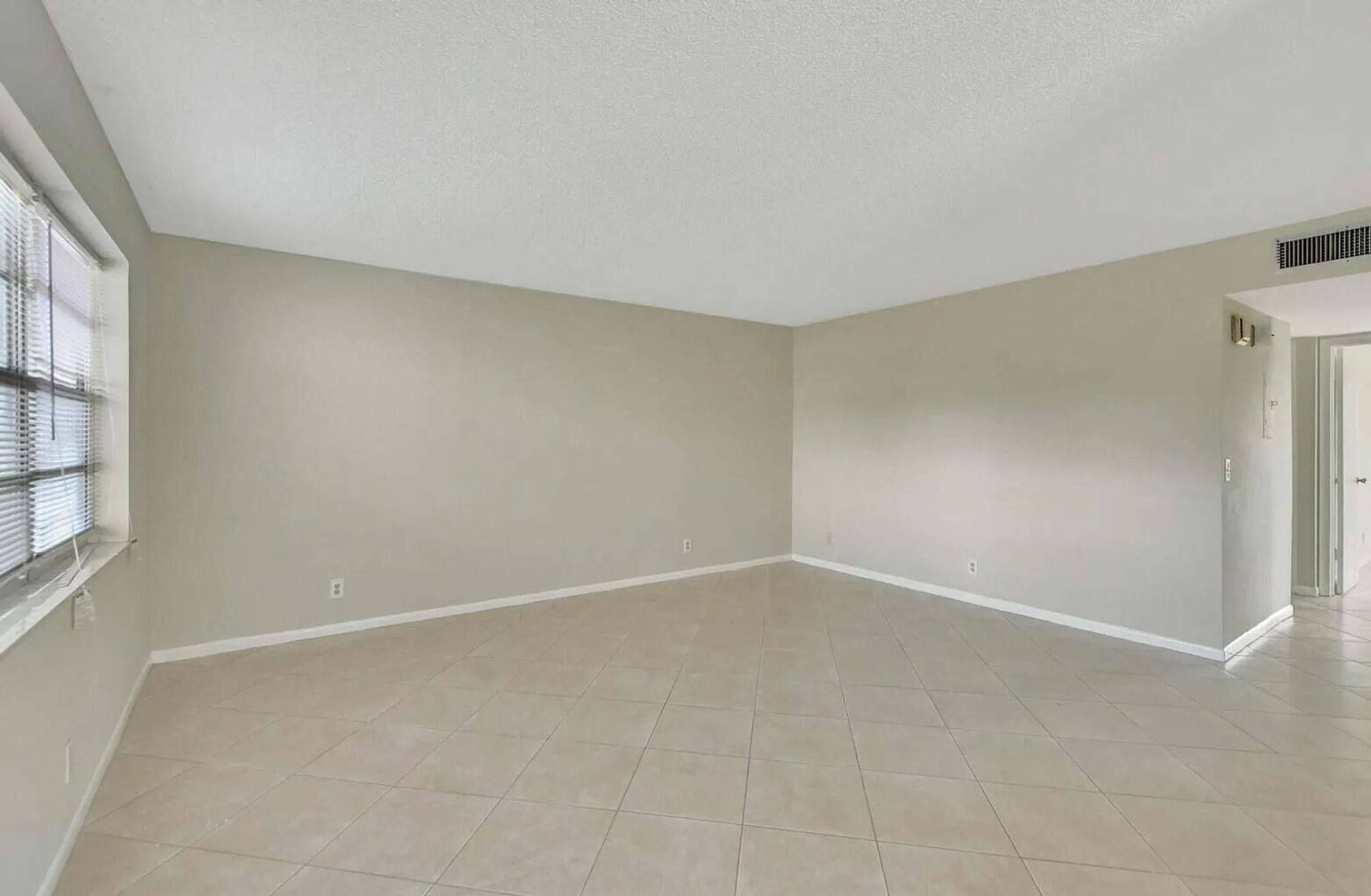 Property Slideshow image 12 of 43 | 187 normandy d, Delray Beach, FL, 33484