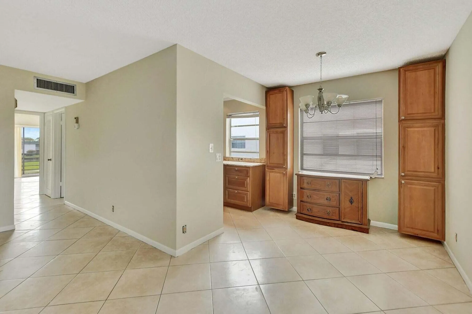 Property Slideshow image 8 of 43 | 187 normandy d, Delray Beach, FL, 33484
