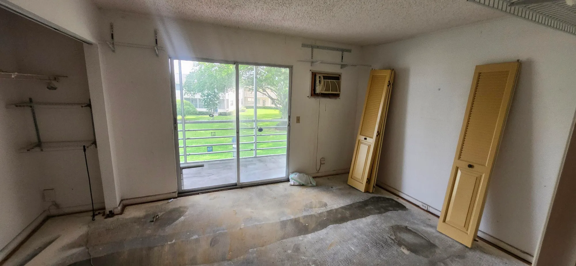 Property Slideshow image 6 of 9 | 350 farnham q, Deerfield Beach, FL, 33442