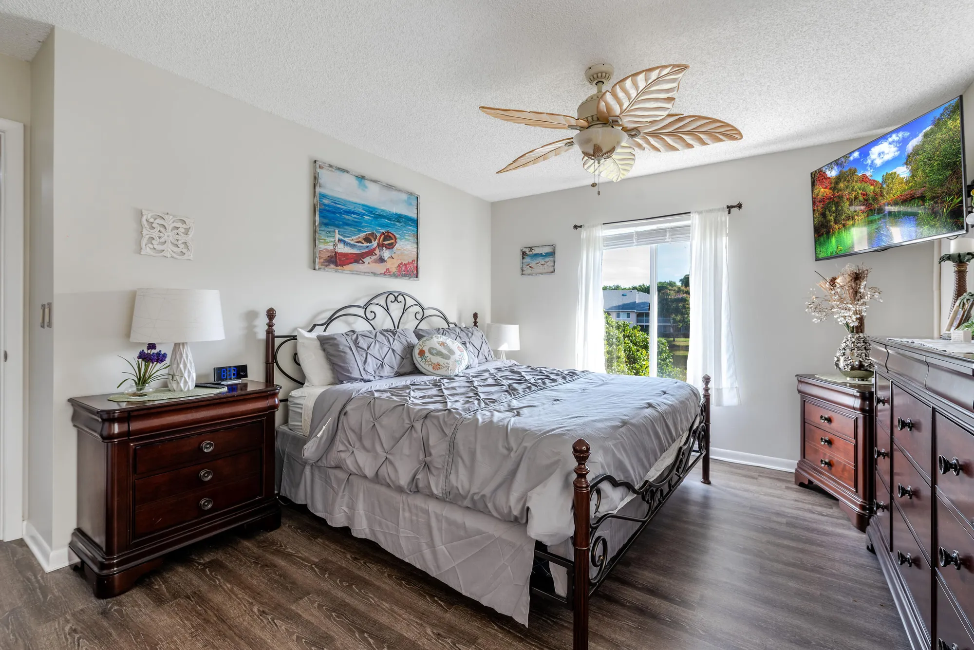 Property Slideshow image 16 of 28 | 13870 oneida dr h2, Delray Beach, FL, 33446