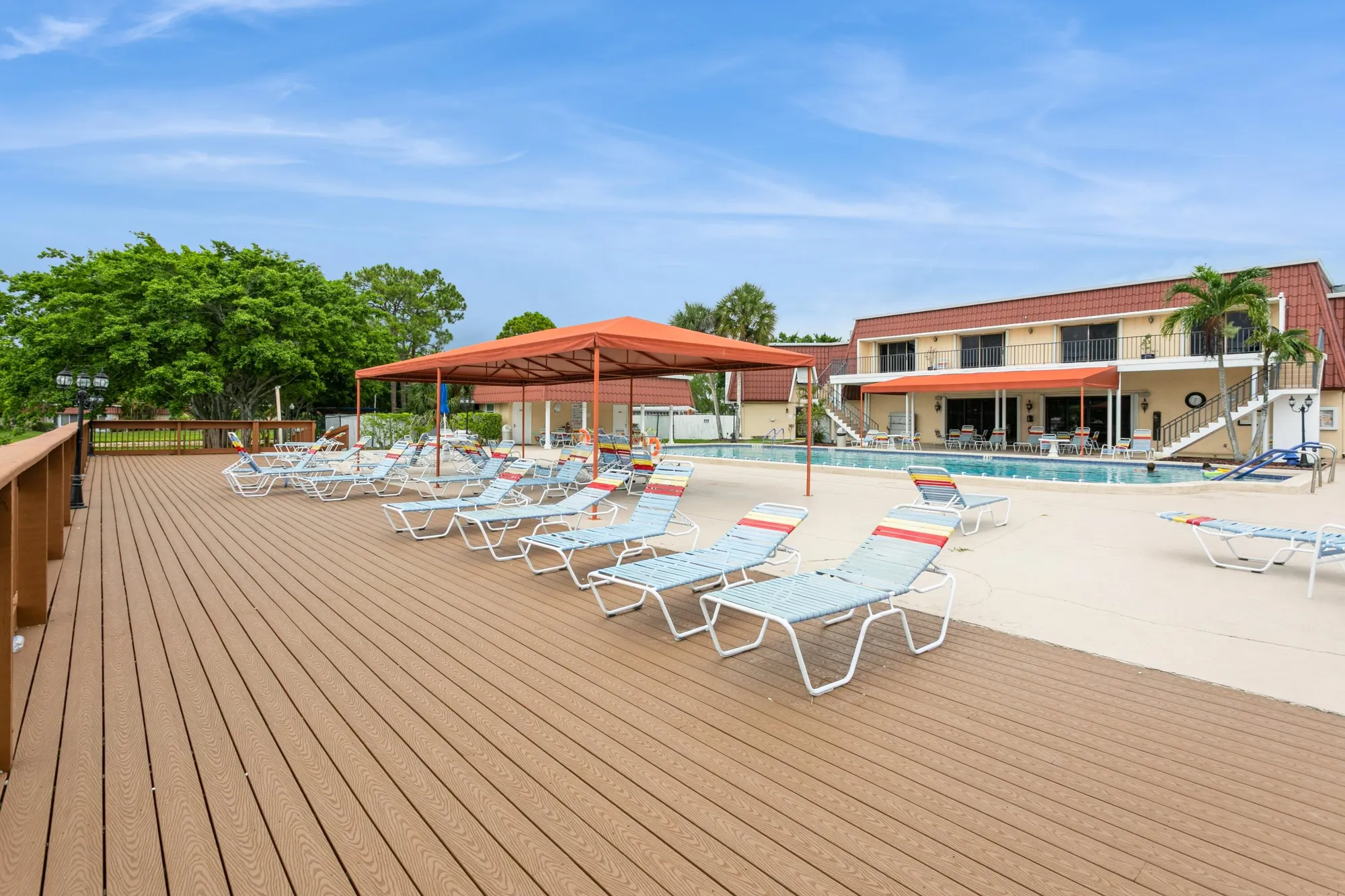 Property Slideshow image 25 of 44 | 882 worcester ln a, Lake Worth, FL, 33467