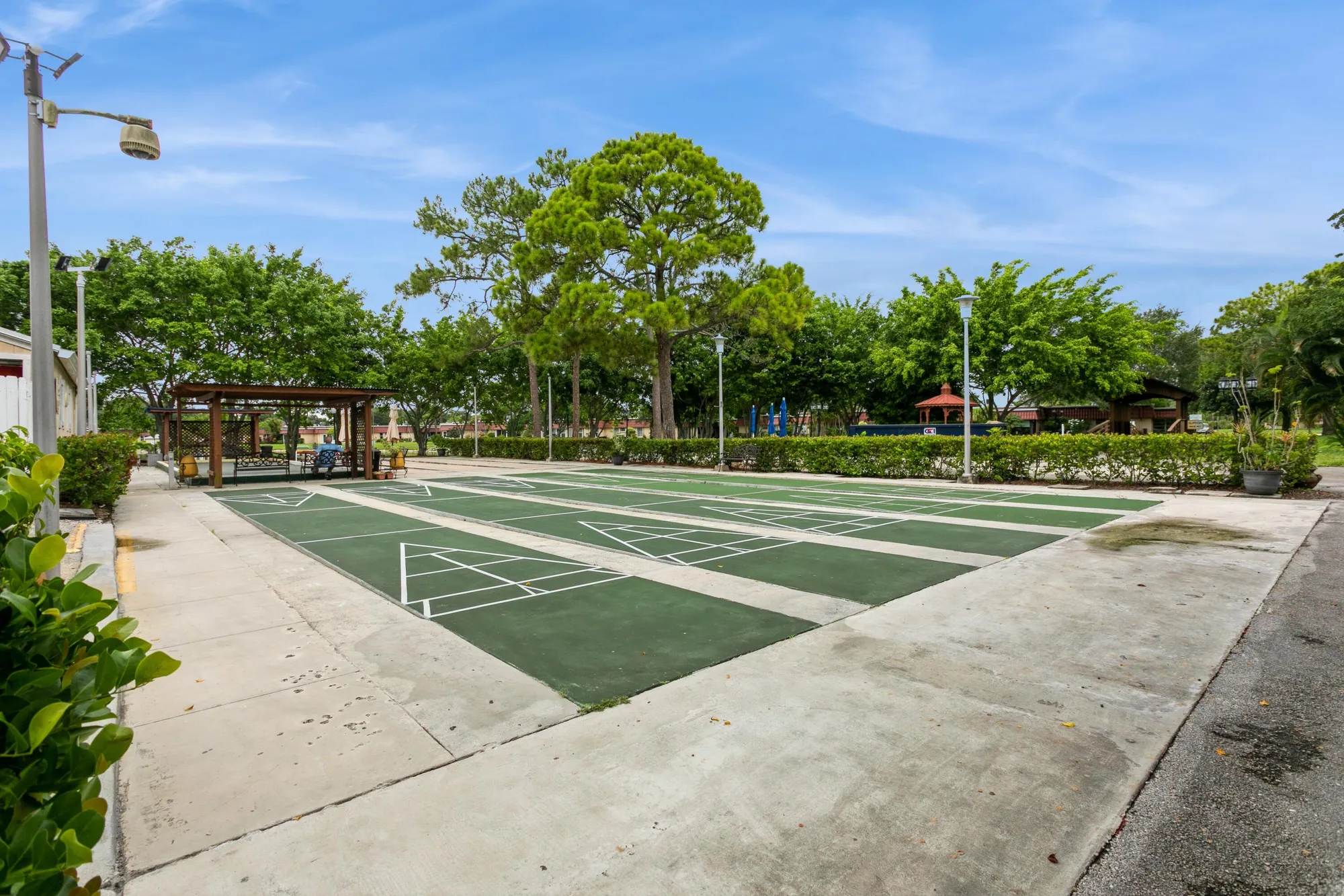 Property Slideshow image 34 of 44 | 882 worcester ln a, Lake Worth, FL, 33467