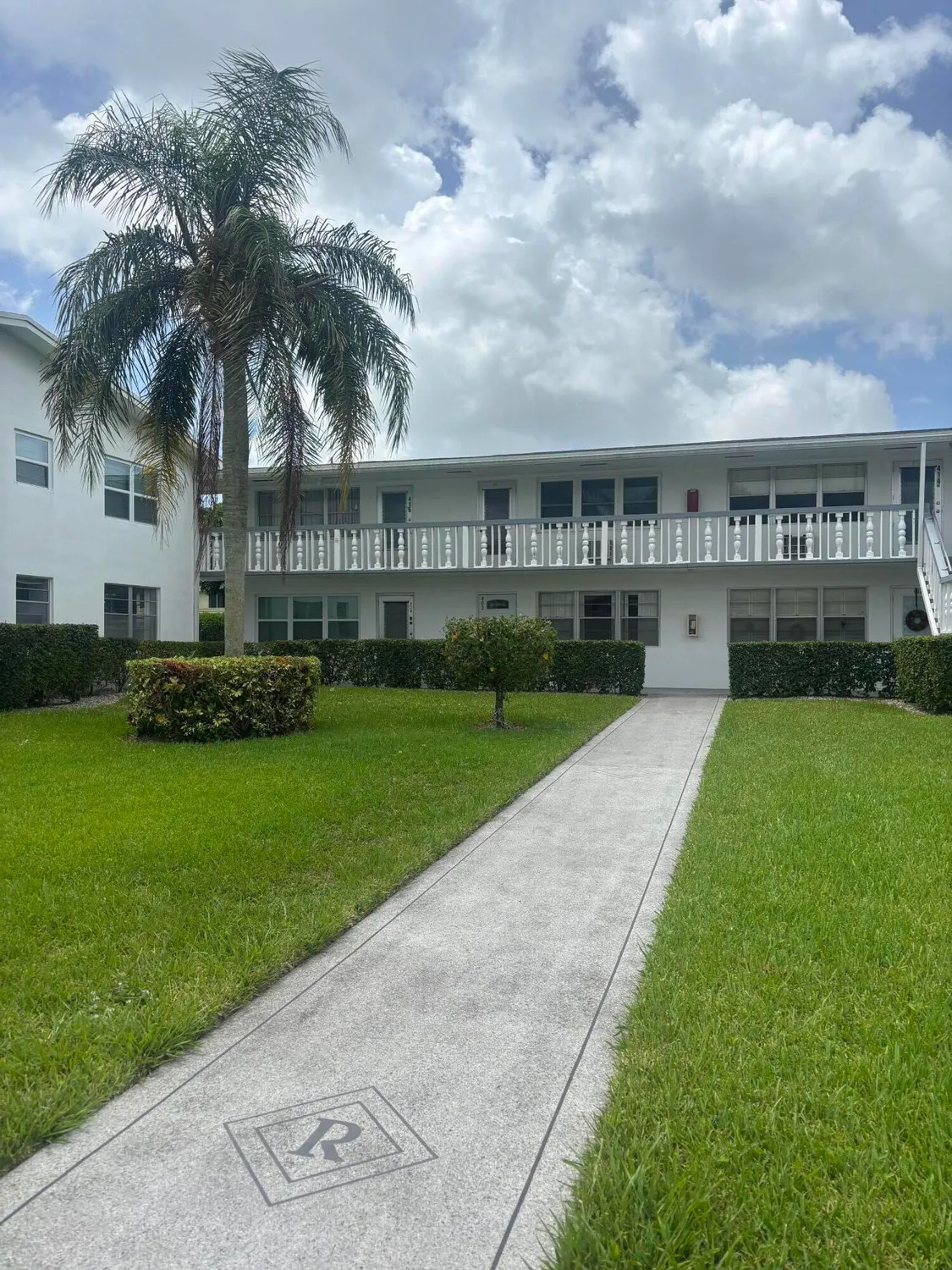 Property Slideshow image 1 of 23 | 403 windsor r, West Palm Beach, FL, 33417