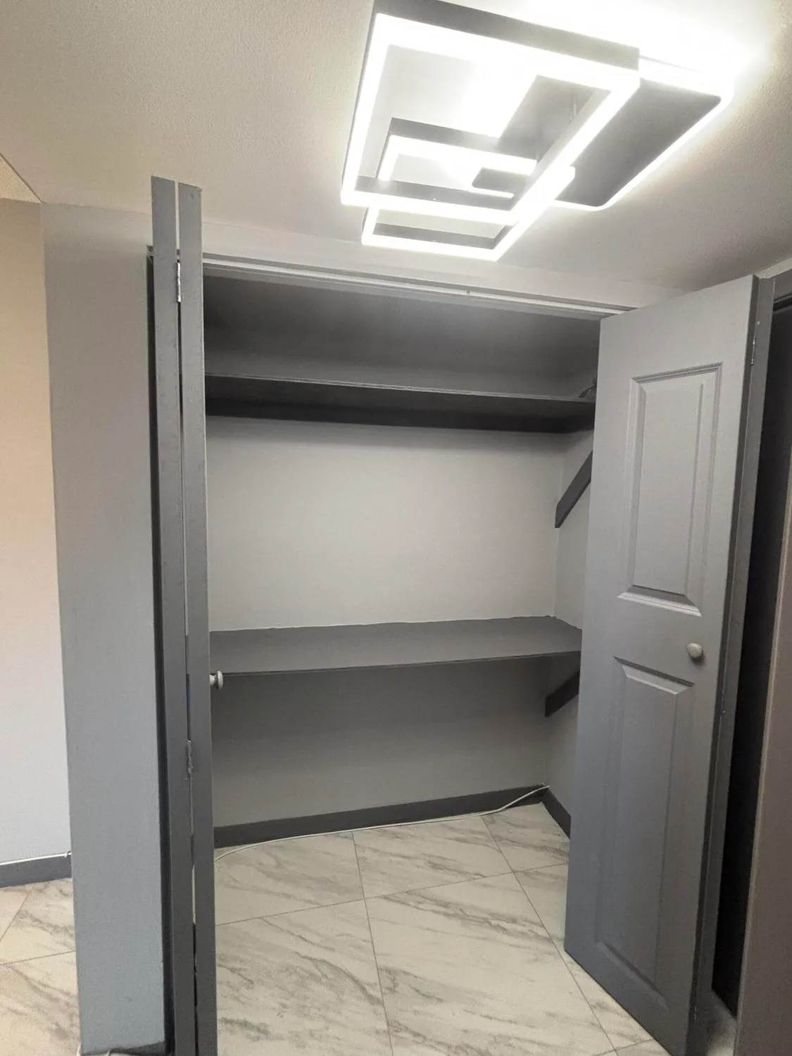 Property Slideshow image 16 of 23 | 403 windsor r, West Palm Beach, FL, 33417